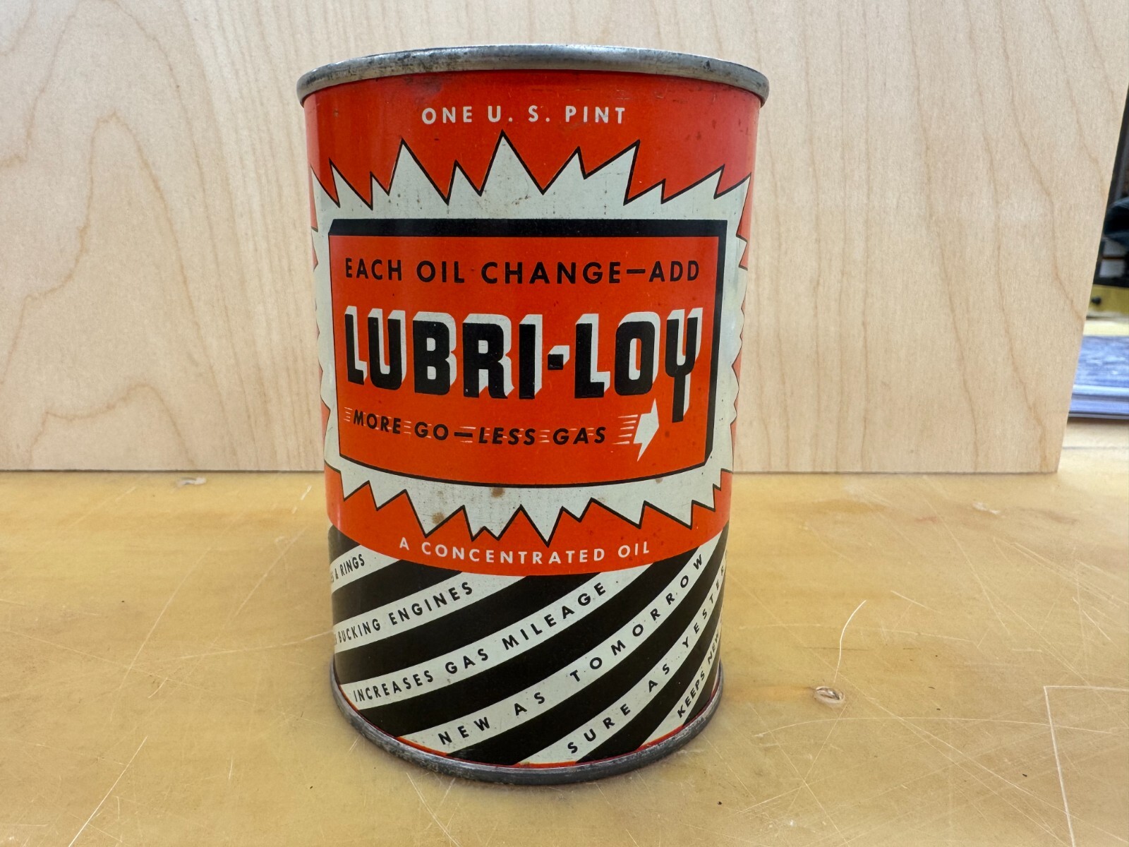 VINTAGE NOS~ LUBRI-LOY OIL TREATMENT~ ENGINE CLEANER~ TUNE UP REPAIR~ EXCELLENT 