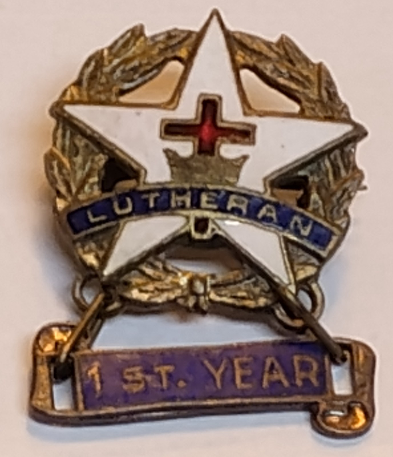 Vintage Lutheran Sunday School Cross And Crown 1st Year Attendance Pinback