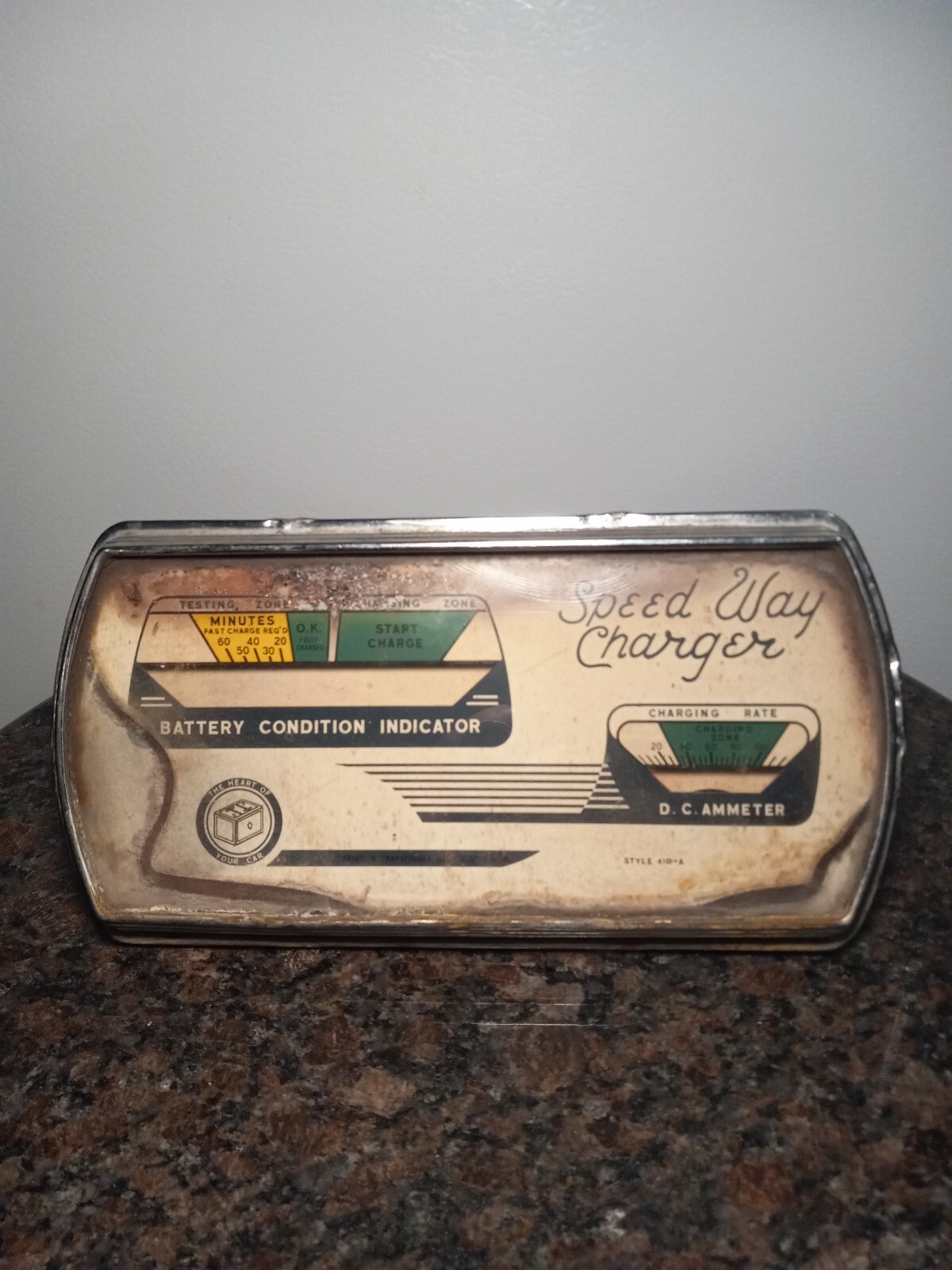 Vintage 1950s Speed Way Battery Charger Gauge Meter Wall Hanging Display 
