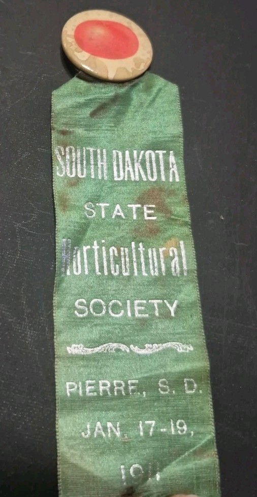 Antique 1911 South Dakota State Horticultural Society Ribbon And Pinback 
