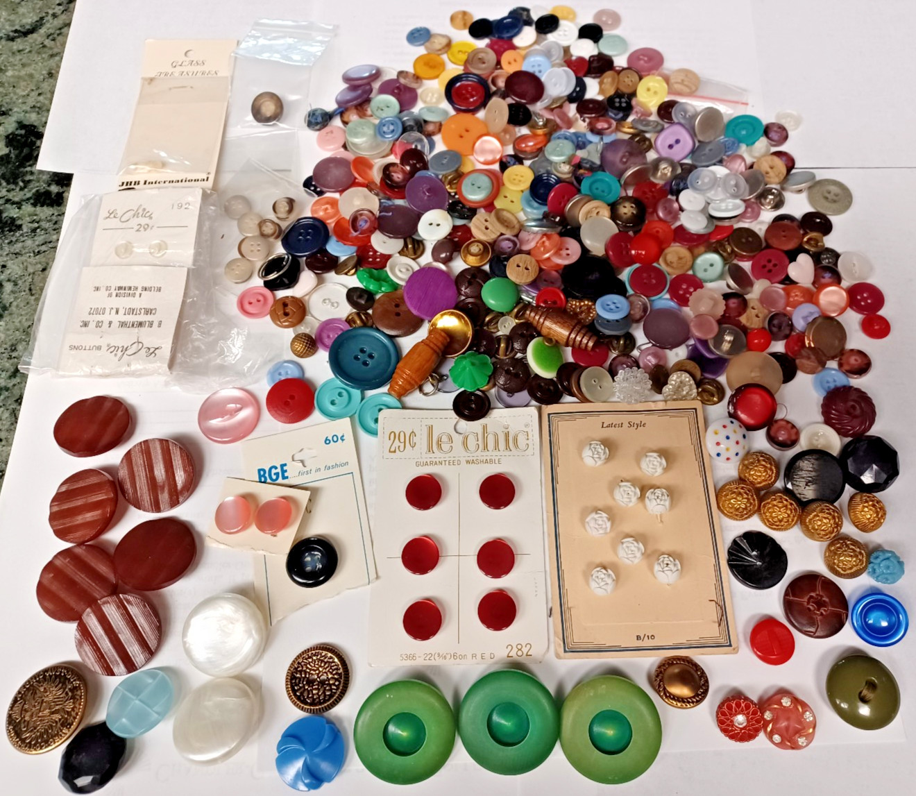 Vtg + Antique Button Lot MCM private collection hundreds of buttons le chic + Vtg + Antique Button Lot MCM private collection hundreds of buttons le chic +
