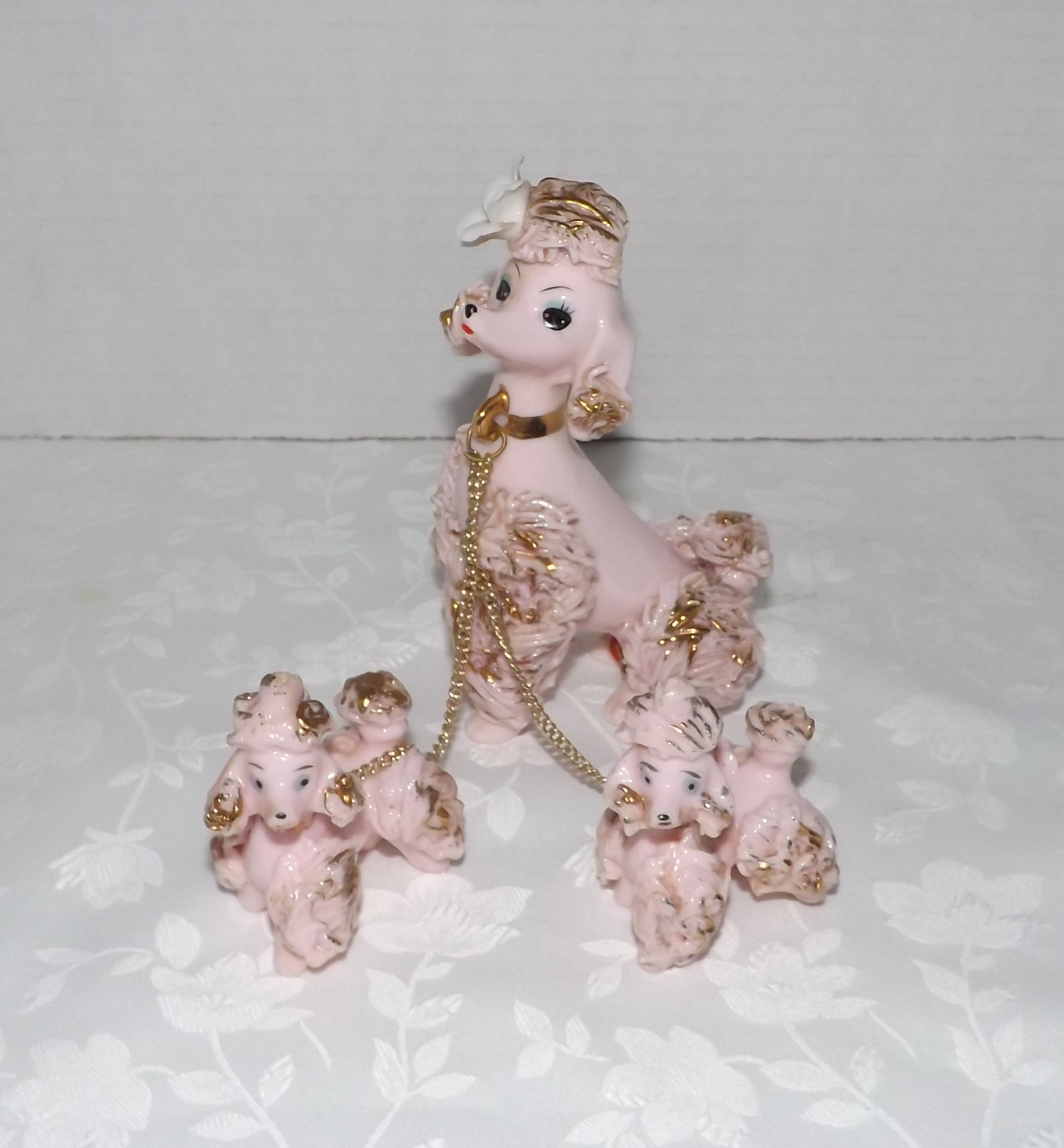 Vintage 50's Pink w/Gold Spaghetti Poodle & Puppies with Chains Figurines Japan