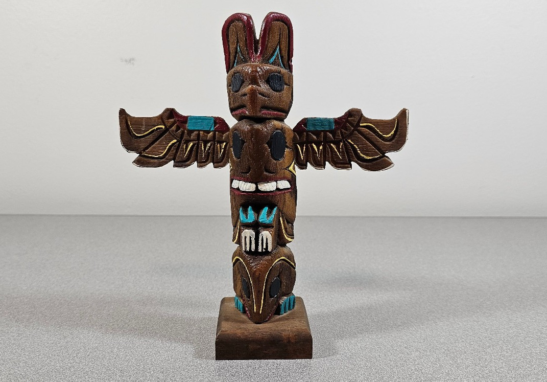 Vintage Alaskan Wood Totem Pole Carving Traditional Native Arts Alaska 10\