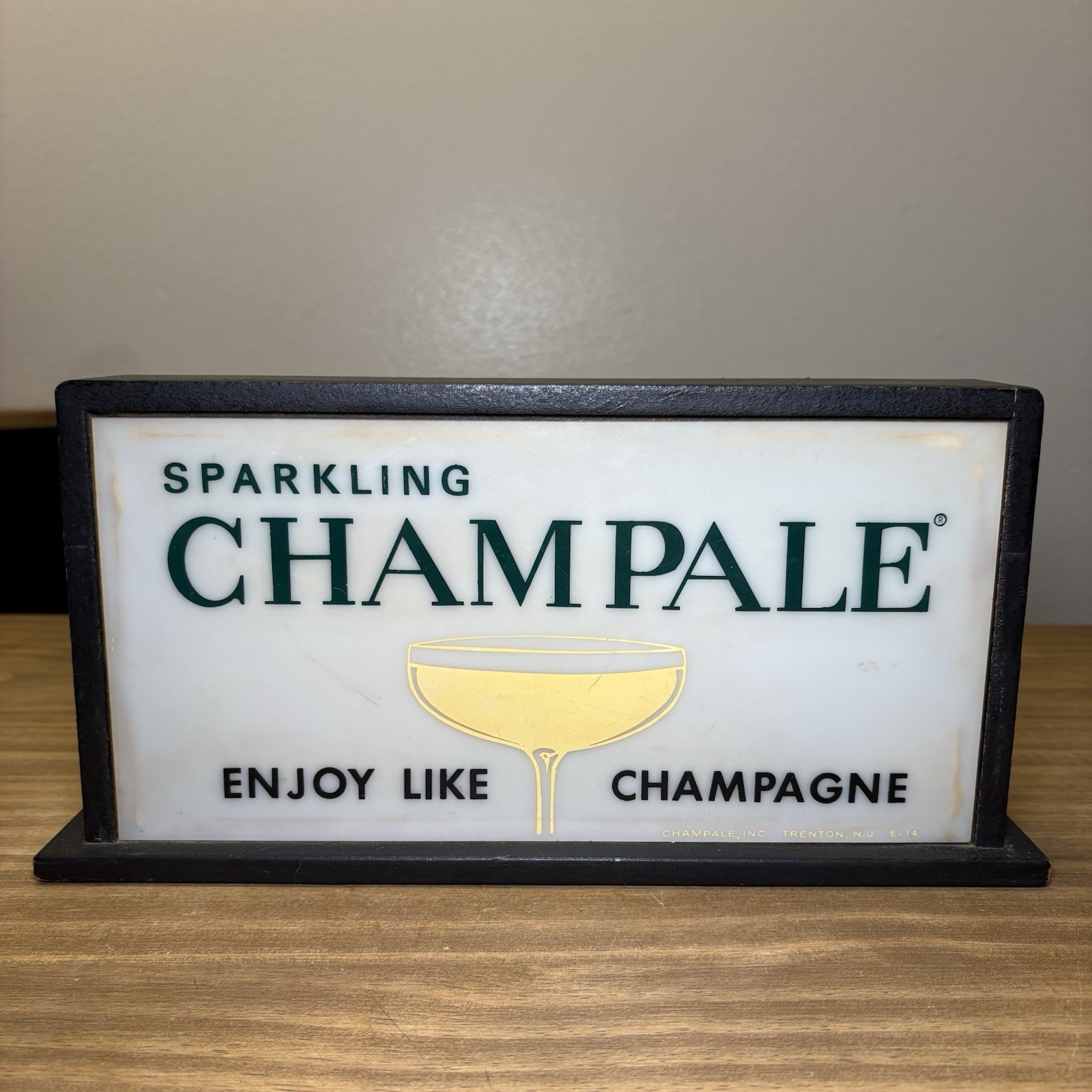 Vintage Sparkling Champale Lighted Bar Sign Flashing Champagne Display Works