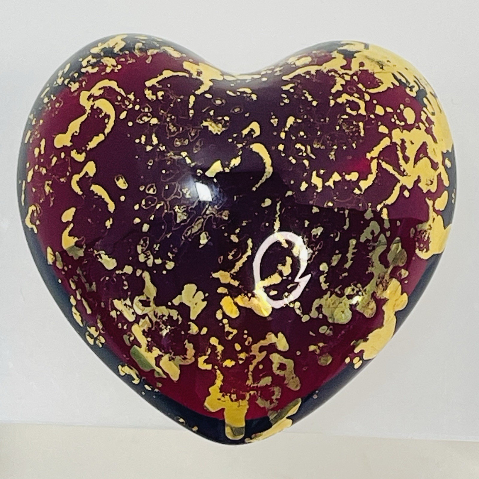 Vtg Royal Gallery for Macy\'s Red Heart Gold Leaf Glass Paperweight Made in Italy Vtg Royal Gallery for Macy\'s Red Heart Gold Leaf Glass Paperweight Made in Italy