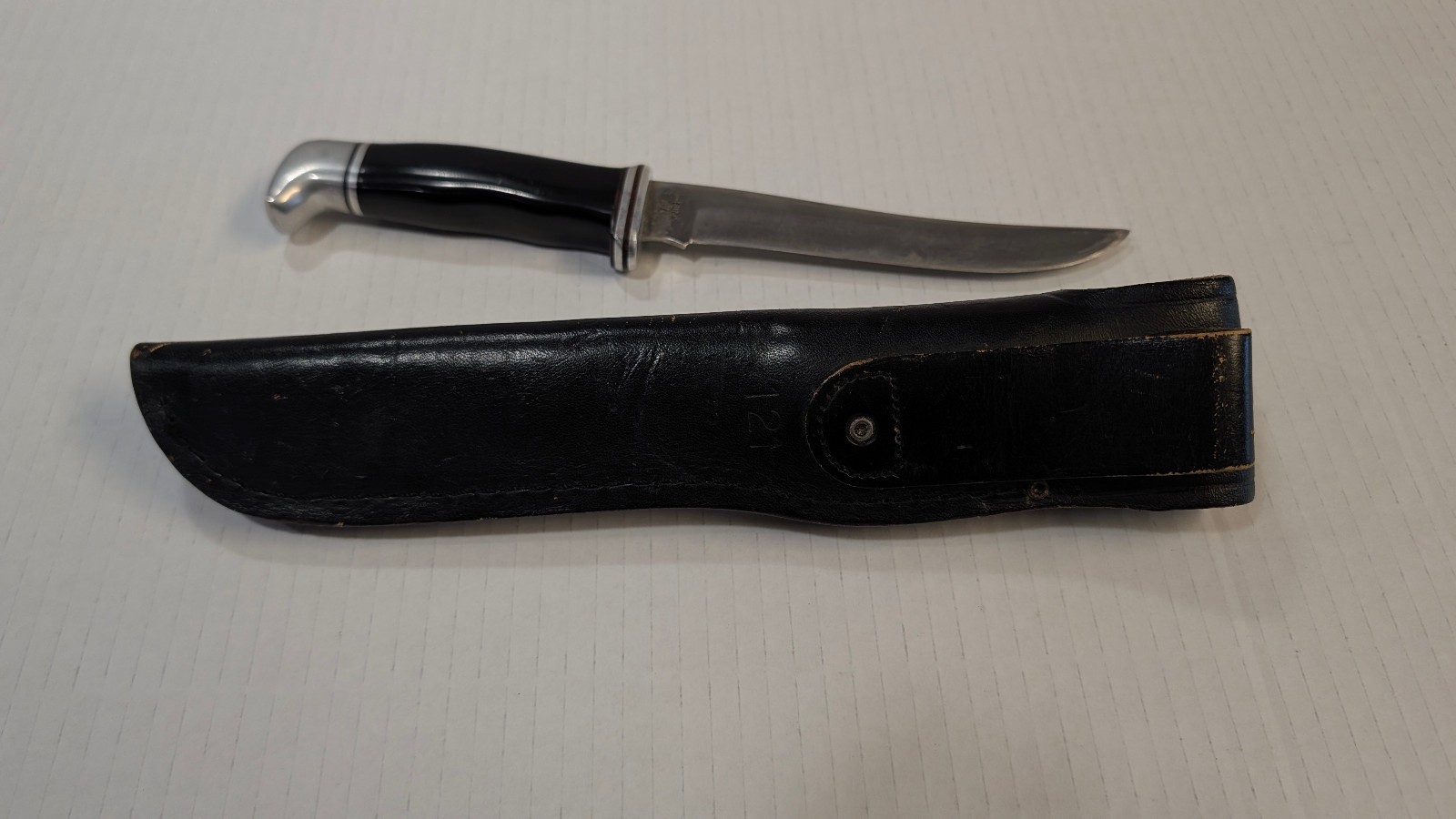Vintage Buck 121 Fixed Blade Knife with original Sheath Clean 1988 Vintage Buck 121 Fixed Blade Knife with original Sheath Clean 1988