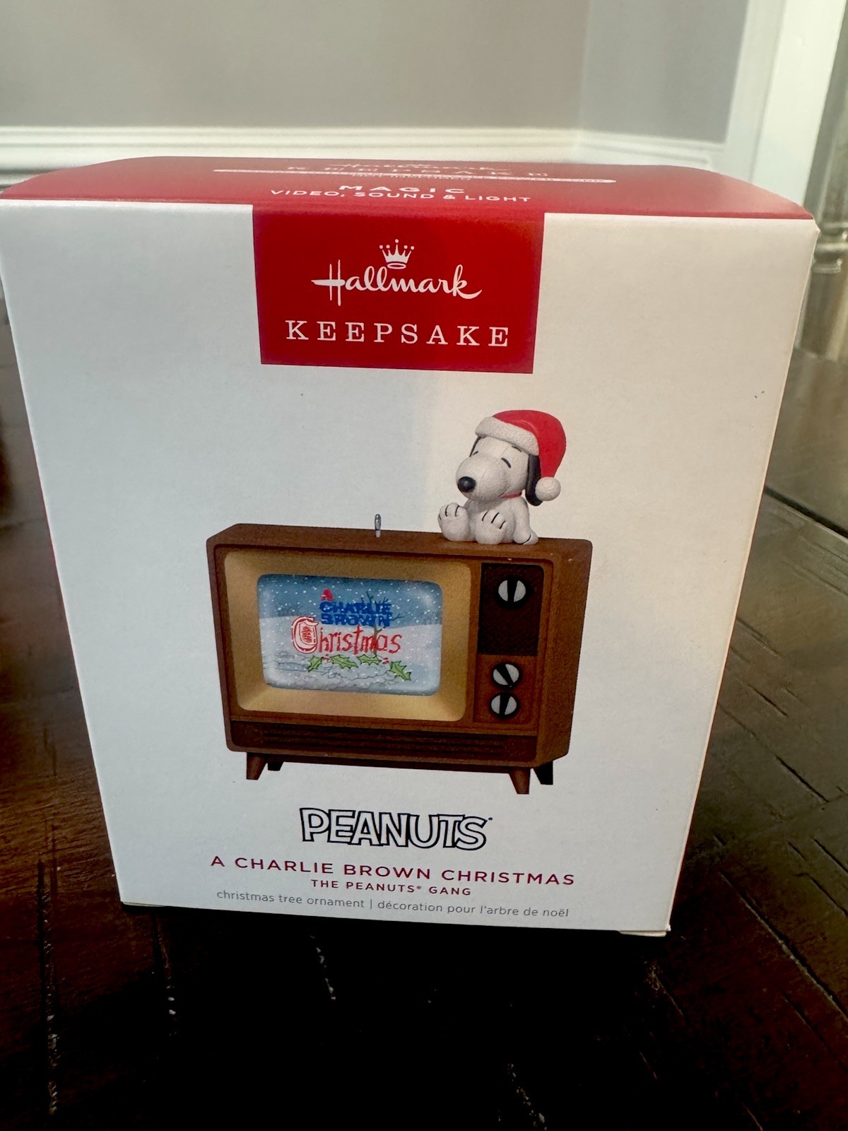 2026 Hallmark Ornament A Charlie Brown Christmas ~ The PEANUTS Gang TV Sold Out