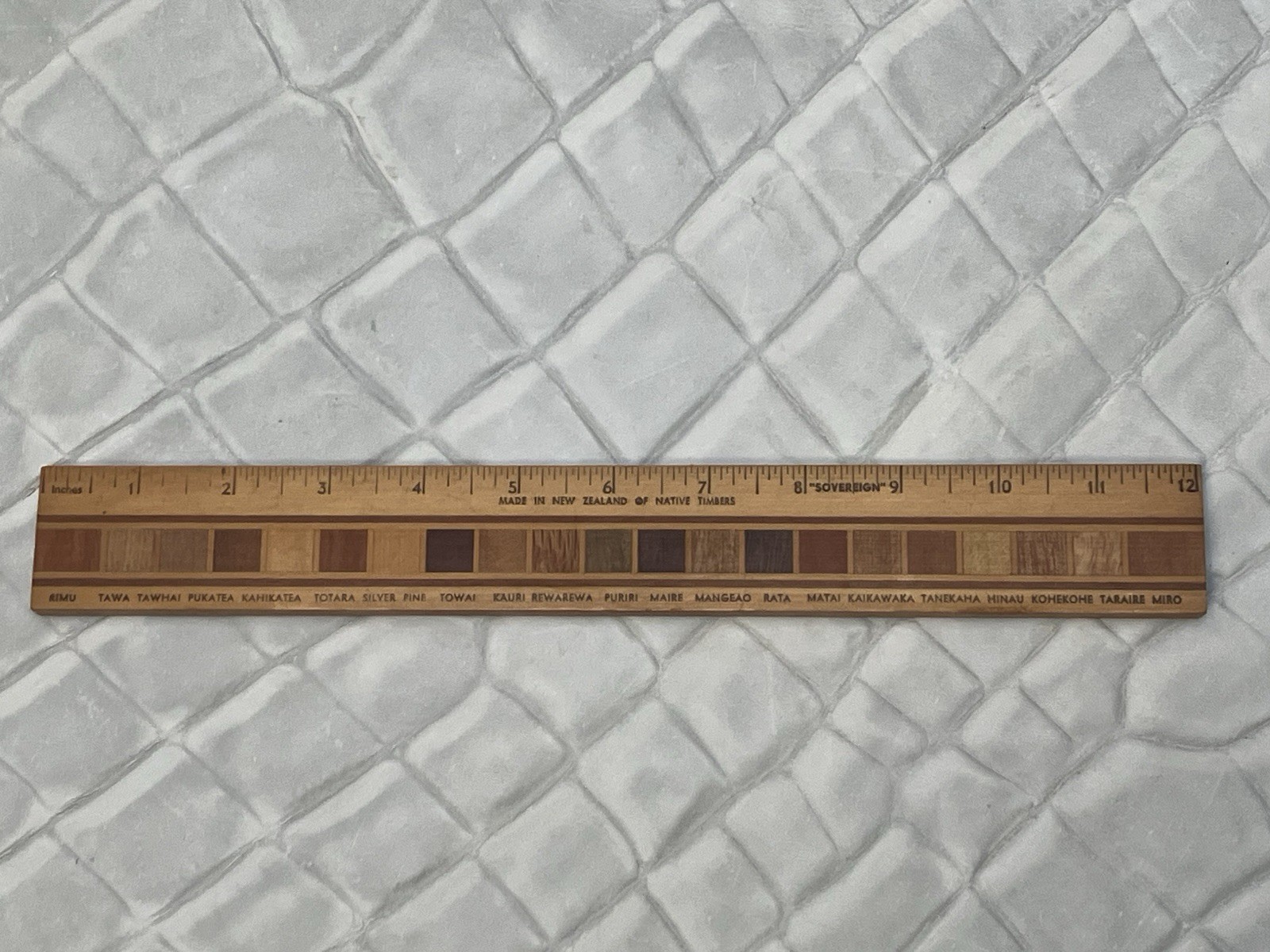 NATIVE TIMBERS OF NEW ZEALAND 12” RULER WITH 21 SPECIES OF WOOD NOS