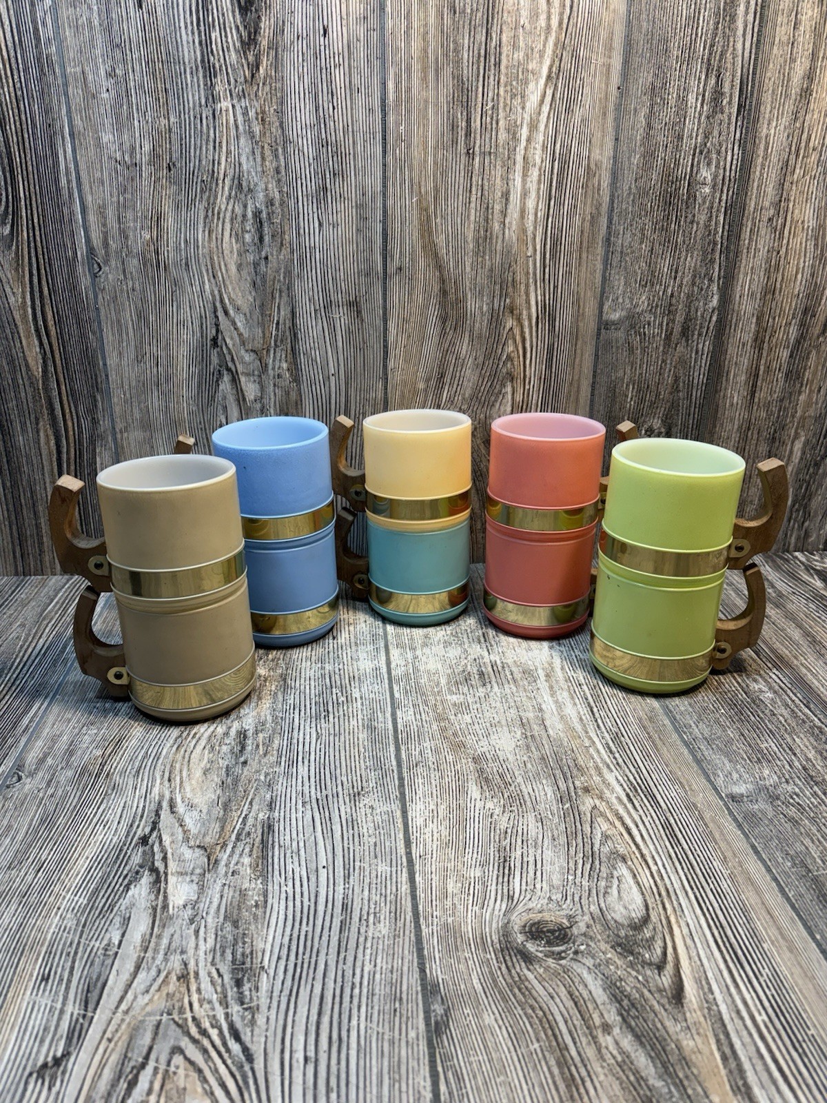 ( 10 ) Vintage Siesta Ware Pastel Coffee Mugs Wood Handle ( 10 ) Vintage Siesta Ware Pastel Coffee Mugs Wood Handle