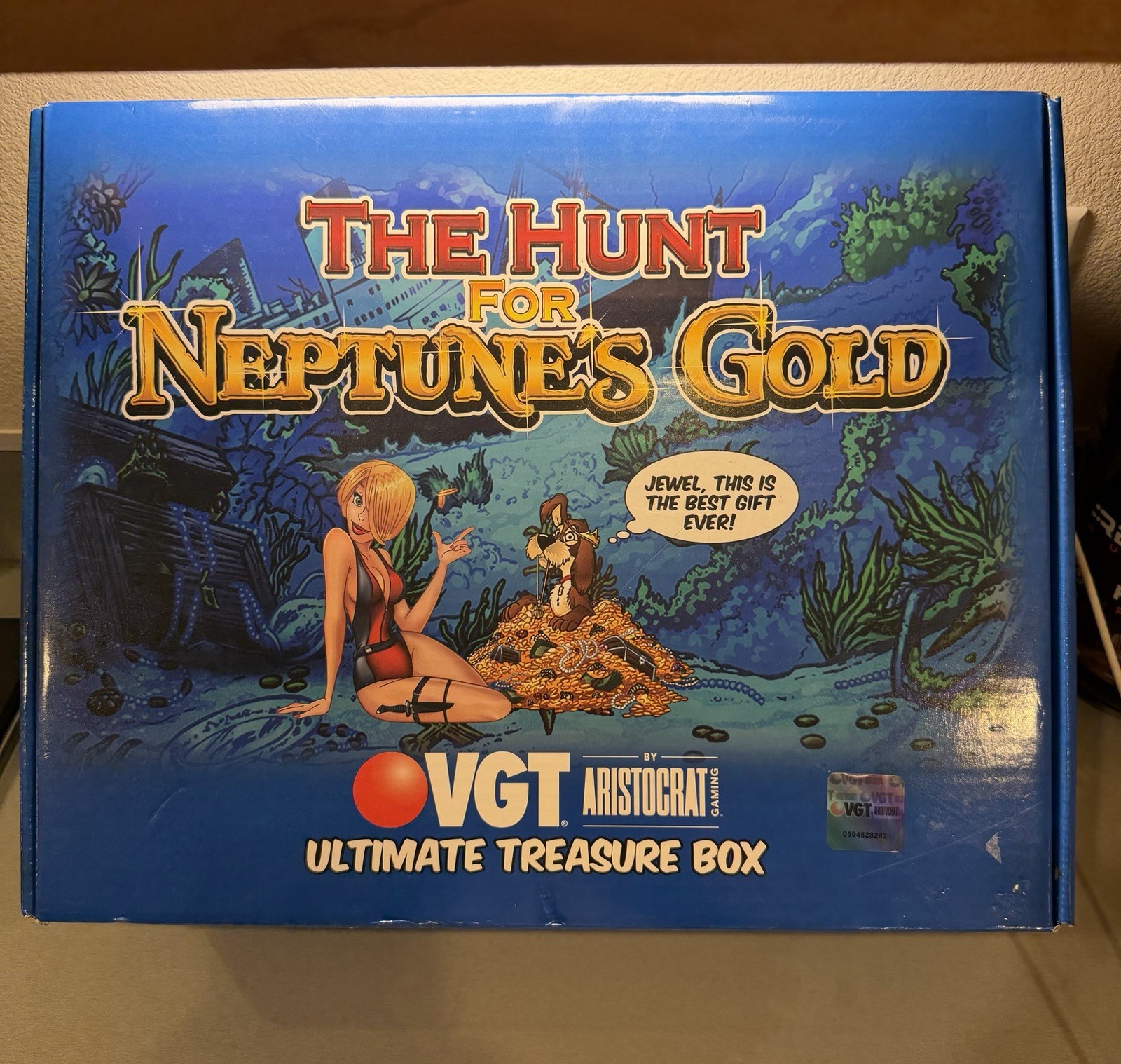 VGT aristocrat neptune’s gold ultimate treasure box set blanket backpack hat cup