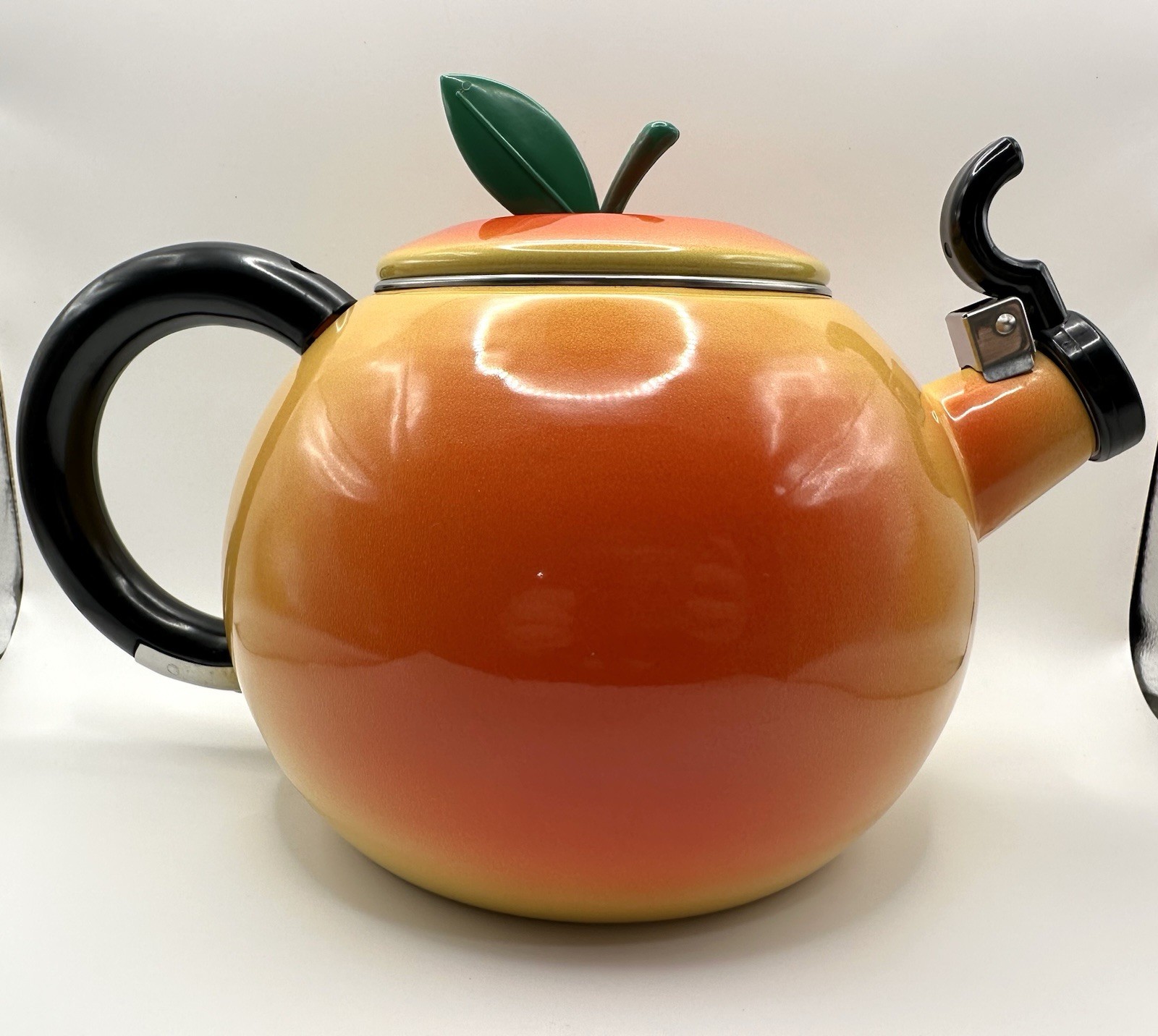 Vintage MKI Kamenstein Tea Kettle Pot Peach Enamel Kitschy Kitchen Decor Retro