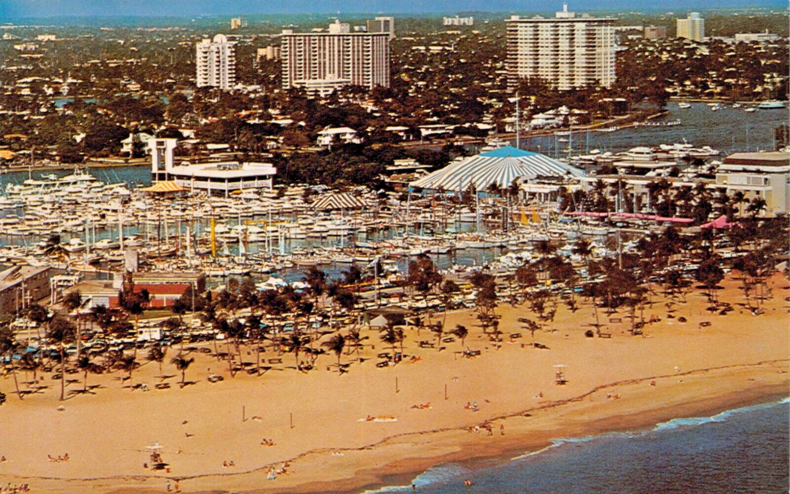 Bahia Mar Fort Lauderdale Beach Silky Sand Epitomizes Florida Vtg Postcard CP382