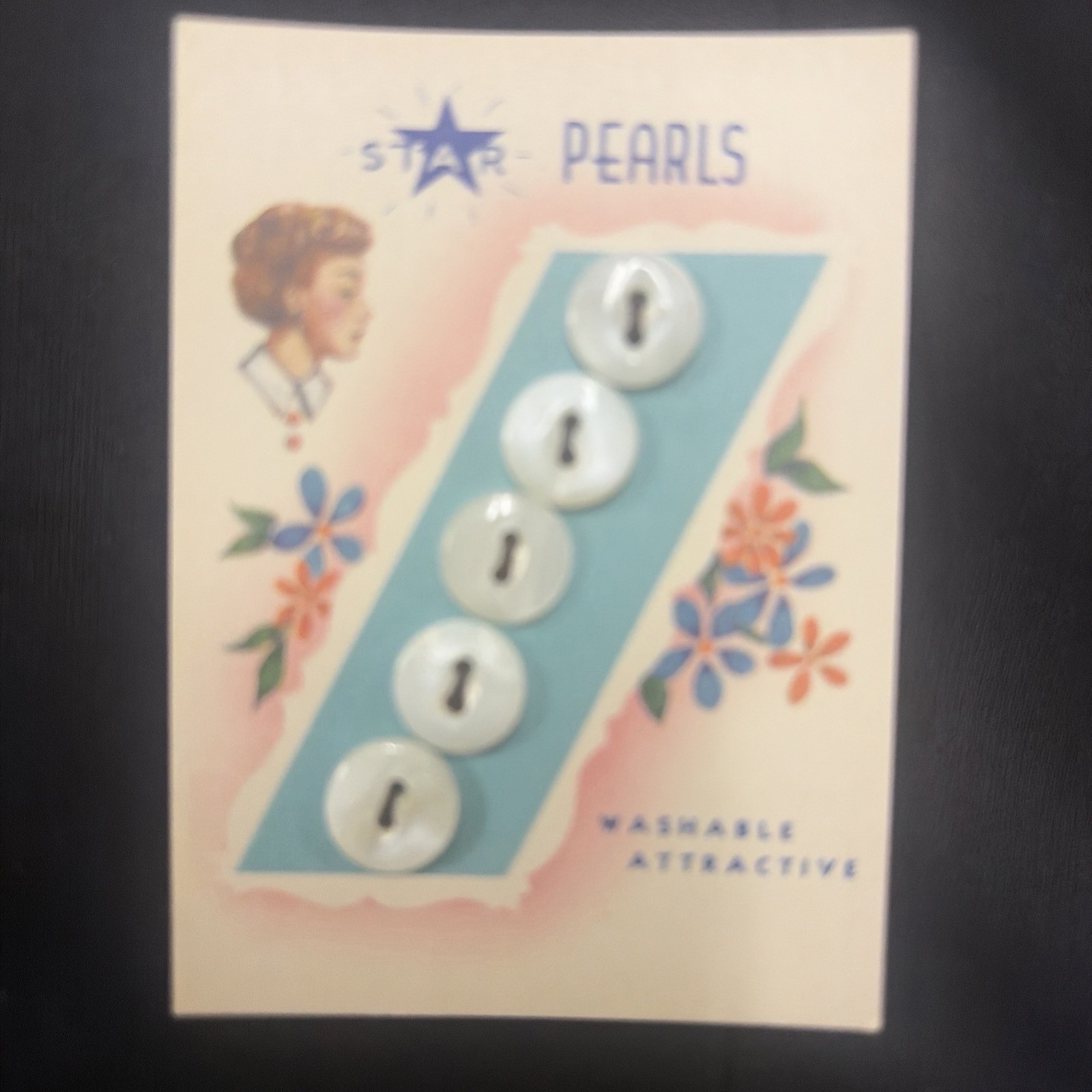 Vintage Star Pearls White Pearlized Buttons Original Card