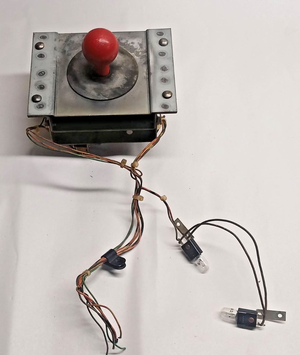 VINTAGE BALLY MIDWAY 4-WAY JOYSTICK *MS. PAC-MAN* TESTED WORKING VINTAGE BALLY MIDWAY 4-WAY JOYSTICK *MS. PAC-MAN* TESTED WORKING
