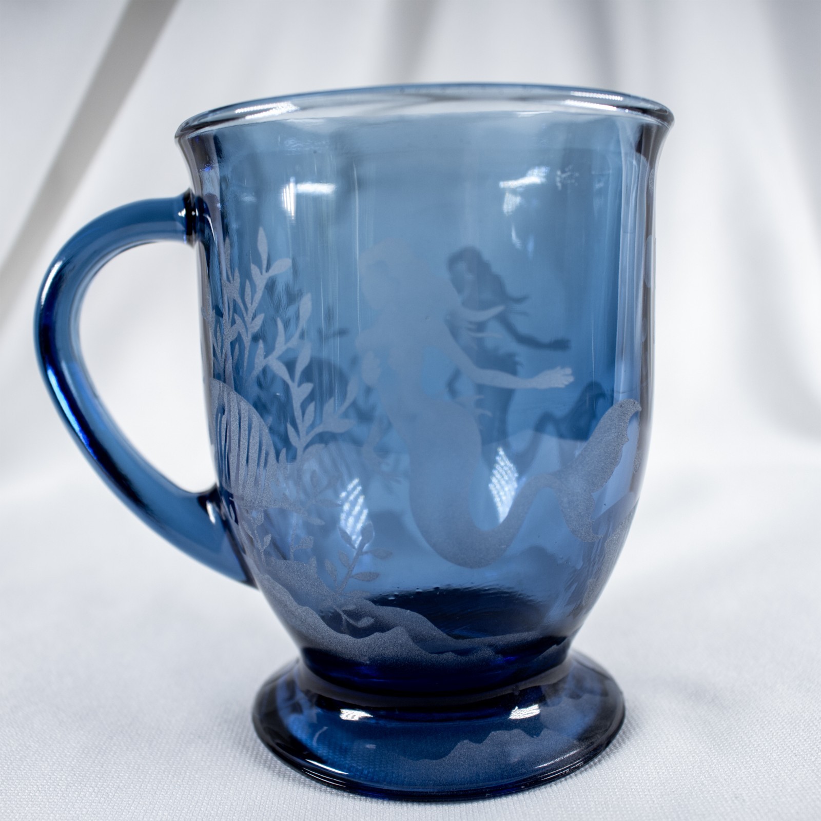 VINTAGE Transparent Etched Blue Mermaid Glass Mug Cup