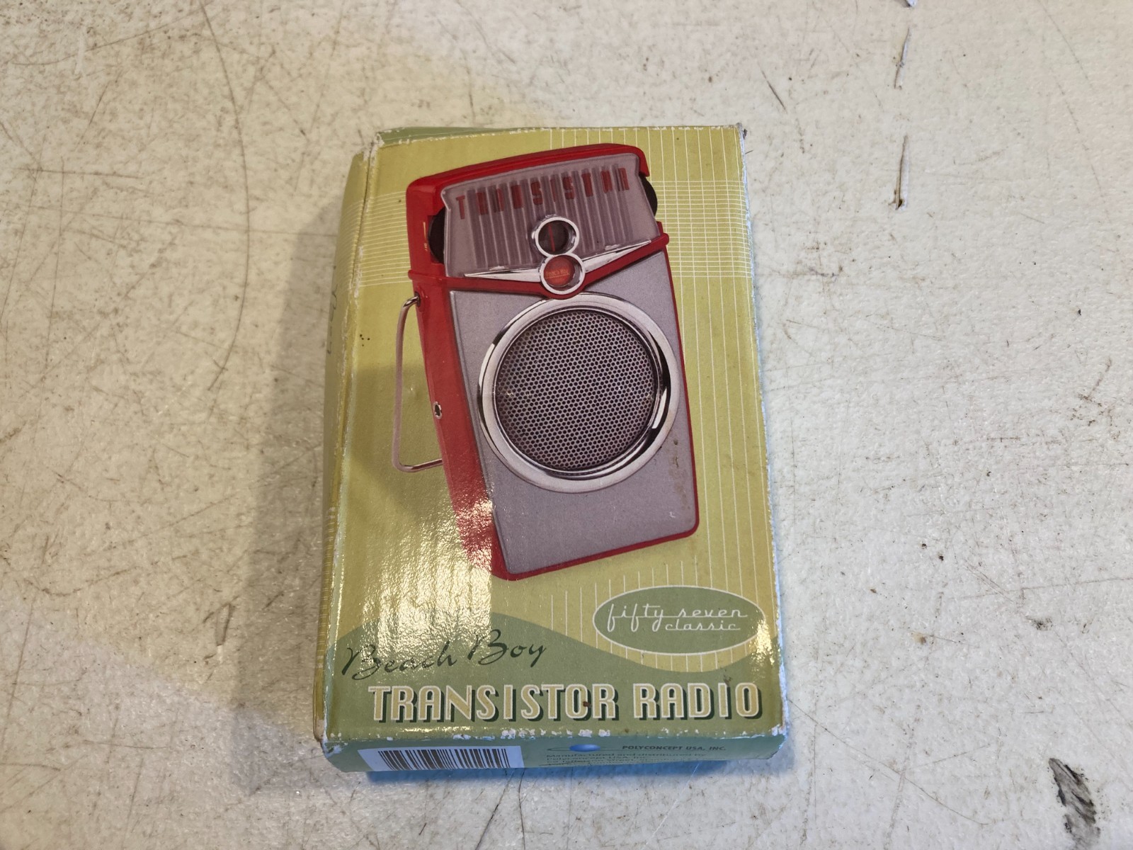 Beach Boy Fifty Seven Classic Transistor Radio AM Portable w/ Original Box Retro Beach Boy Fifty Seven Classic Transistor Radio AM Portable w/ Original Box Retro