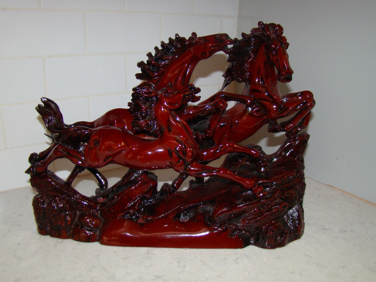 Large Mandarin Red Resin 3 Galloping Wild Stallions Horses Chinese Sculpture Large Mandarin Red Resin 3 Galloping Wild Stallions Horses Chinese Sculpture