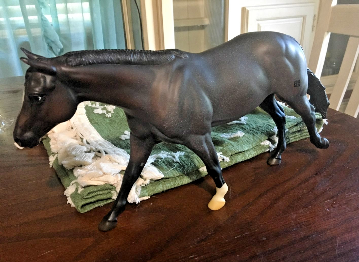 Breyer Constellation Mid-States Exclusive Special Run 2012 Roxy Mold VGC Breyer Constellation Mid-States Exclusive Special Run 2012 Roxy Mold VGC