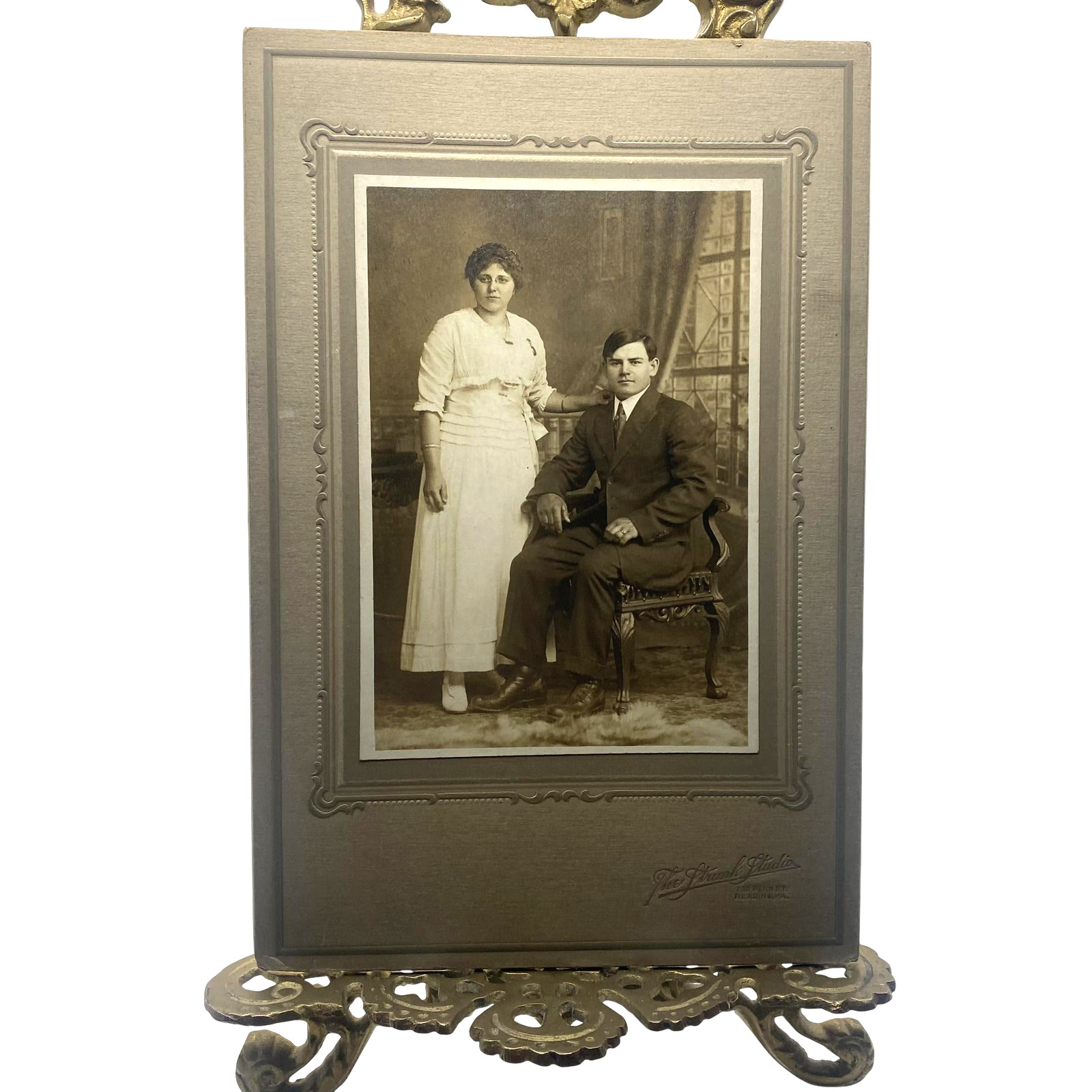 Vintage Strunk Reading PA Couple Portrait Cabinet Card Photo 6x9 Sepia Orig
