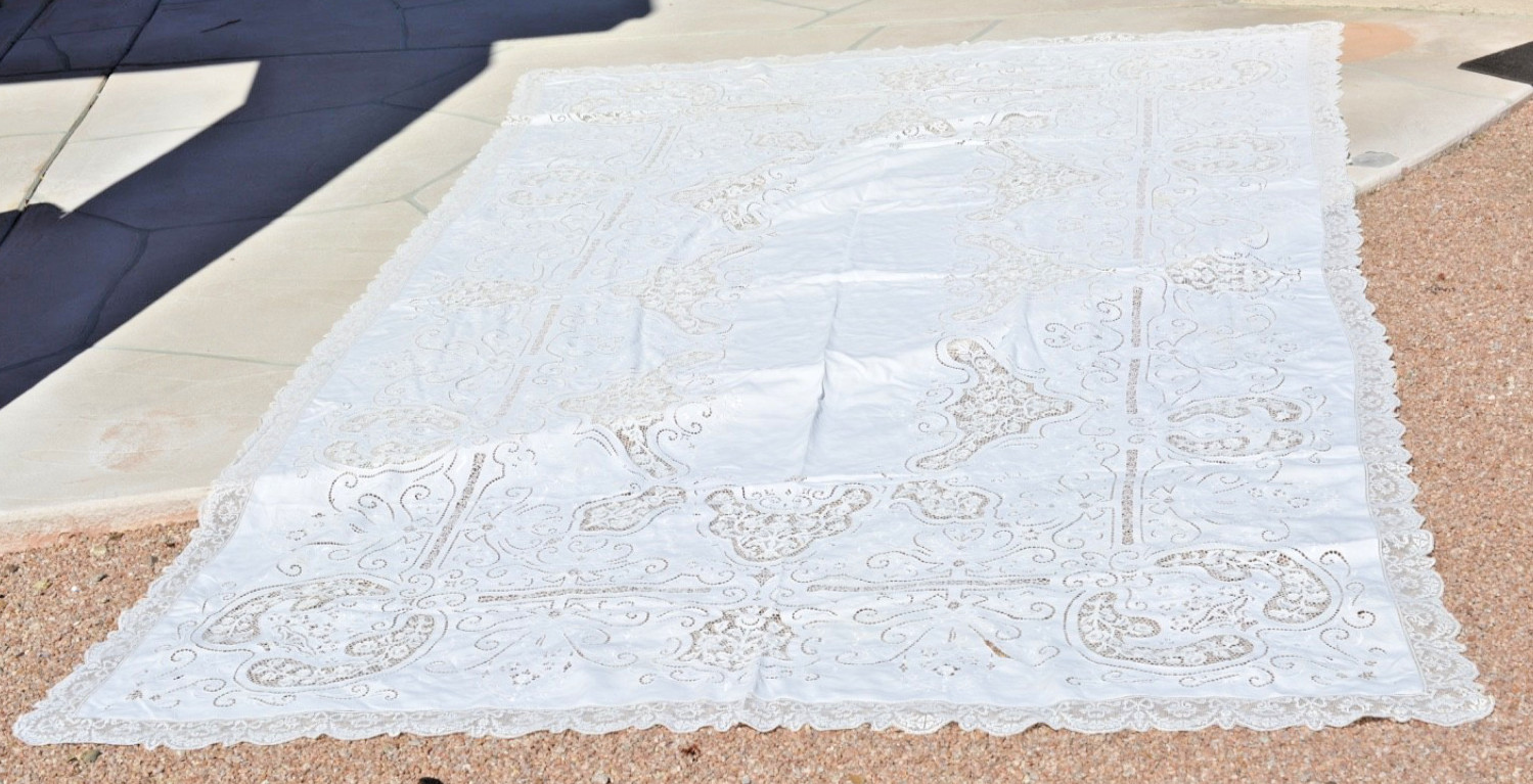 ANTIQUE Italian Linen Richelieu Point de Venise Lace TABLE CLOTH 118\