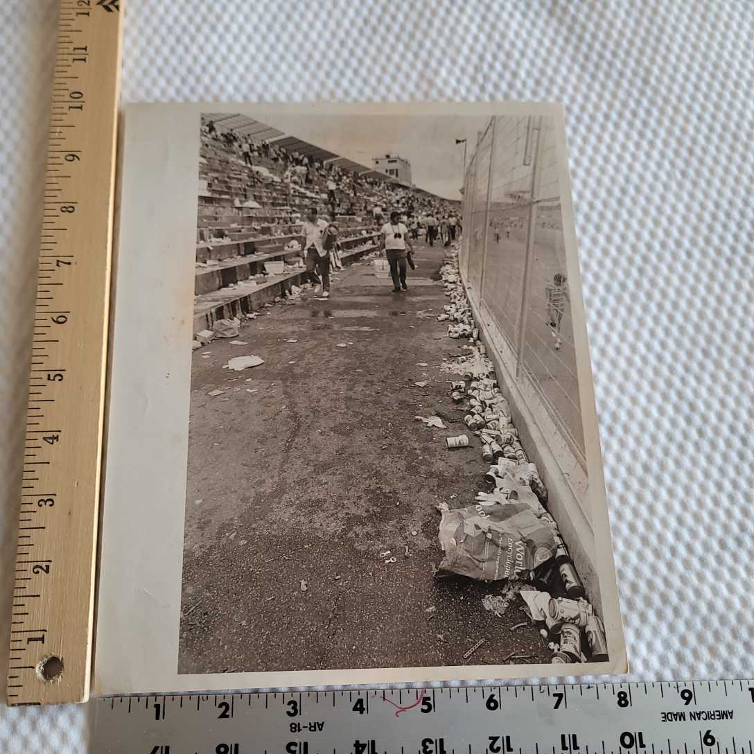 Vintage 1974 Charlotte NASCAR Press Photo GARBAGE Fans Leave Their Mark