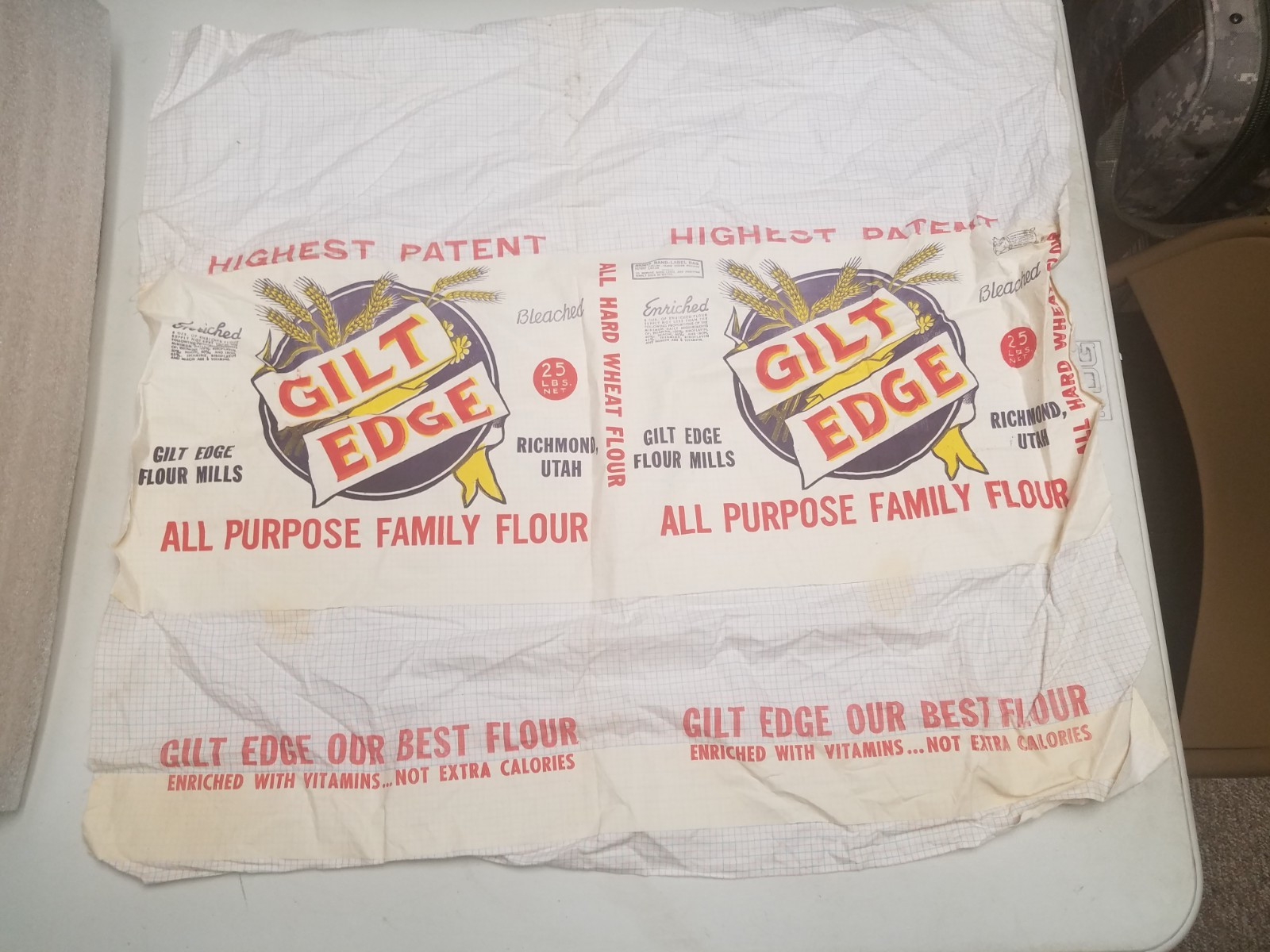 Vintage Bemis Gilt Edge 25 lb Flour Sack ( Vintage Bemis Gilt Edge 25 lb Flour Sack (