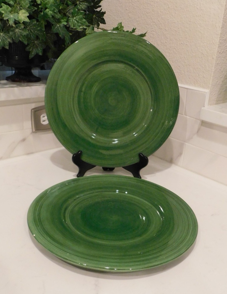 Vietri Italy Service Plate Charger - Set of two 13 inch Dark Green New (one flaw Vietri Italy Service Plate Charger - Set of two 13 inch Dark Green New (one flaw
