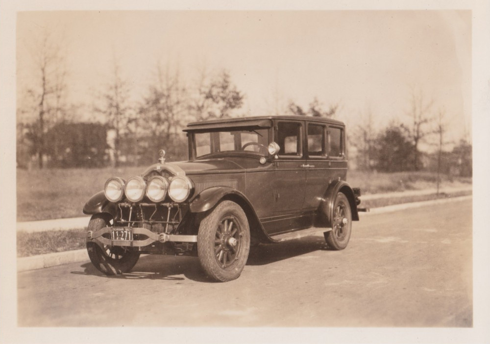 1928 Press Photo Automobile for testing headlights at General Motors Research