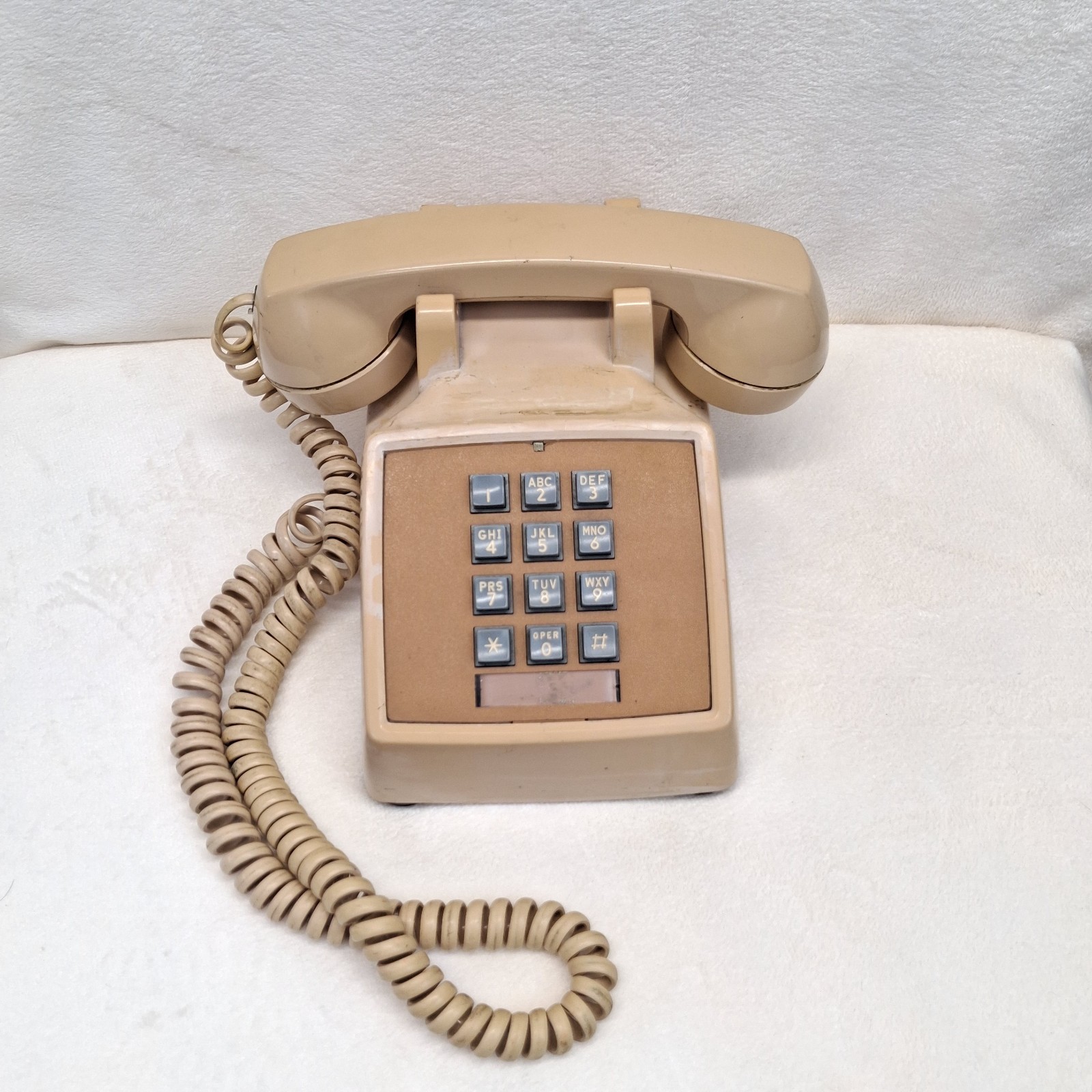 Vintage Western Electric 2500 Touch Tone Telephone READ