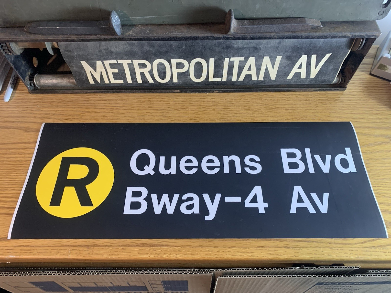 NY NYC SUBWAY ROLL SIGN R TRAIN QUEENS BOULEVARD BROADWAY THEATER 4TH AVENUE ART