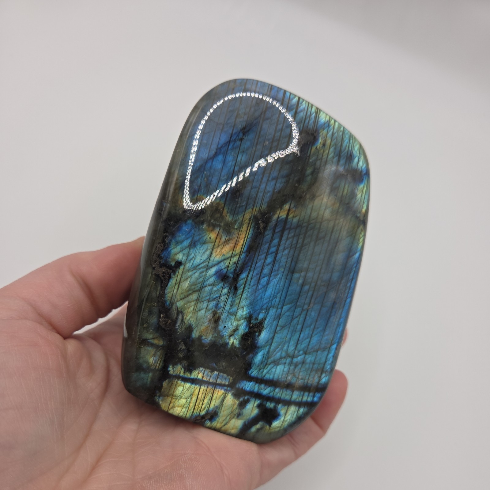 Large Beautiful Flashy labradorite Freeform