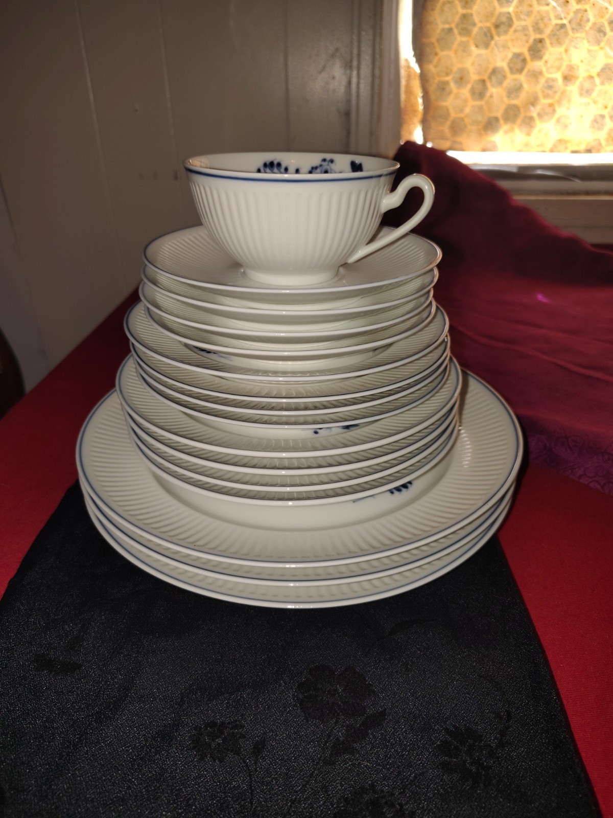 Stamped/signed 1962 vintage Royal Copenhagen BlueFlower CollectionSet1st Quality Stamped/signed 1962 vintage Royal Copenhagen BlueFlower CollectionSet1st Quality