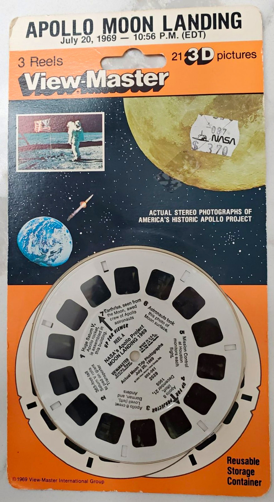 Vintage 1969 GAF View-Master 3-reel packet featuring stereoscopic 3D pictures. Vintage 1969 GAF View-Master 3-reel packet featuring stereoscopic 3D pictures.