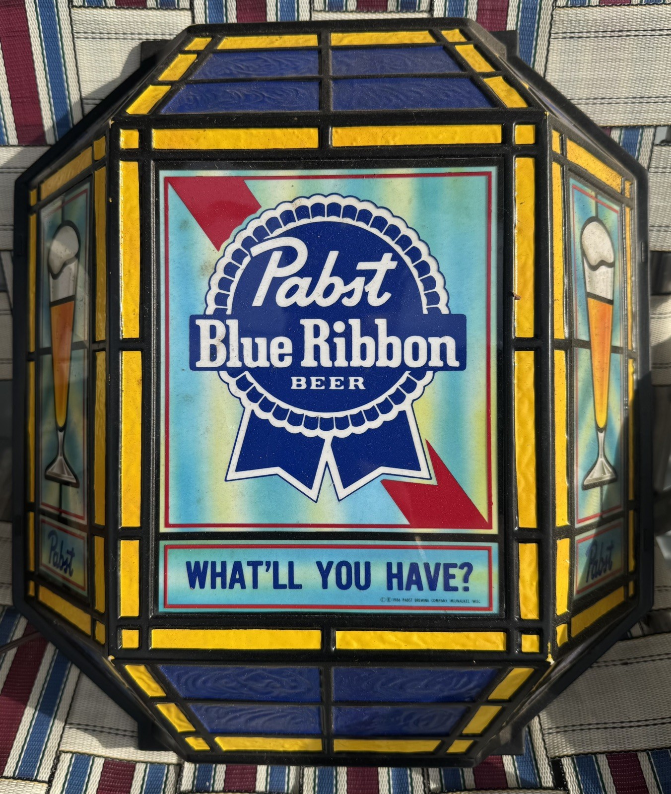 Vintage 1986 Pabst Blue Ribbon Beer Faux Stained Glass Lantern Lighted Sign Vintage 1986 Pabst Blue Ribbon Beer Faux Stained Glass Lantern Lighted Sign