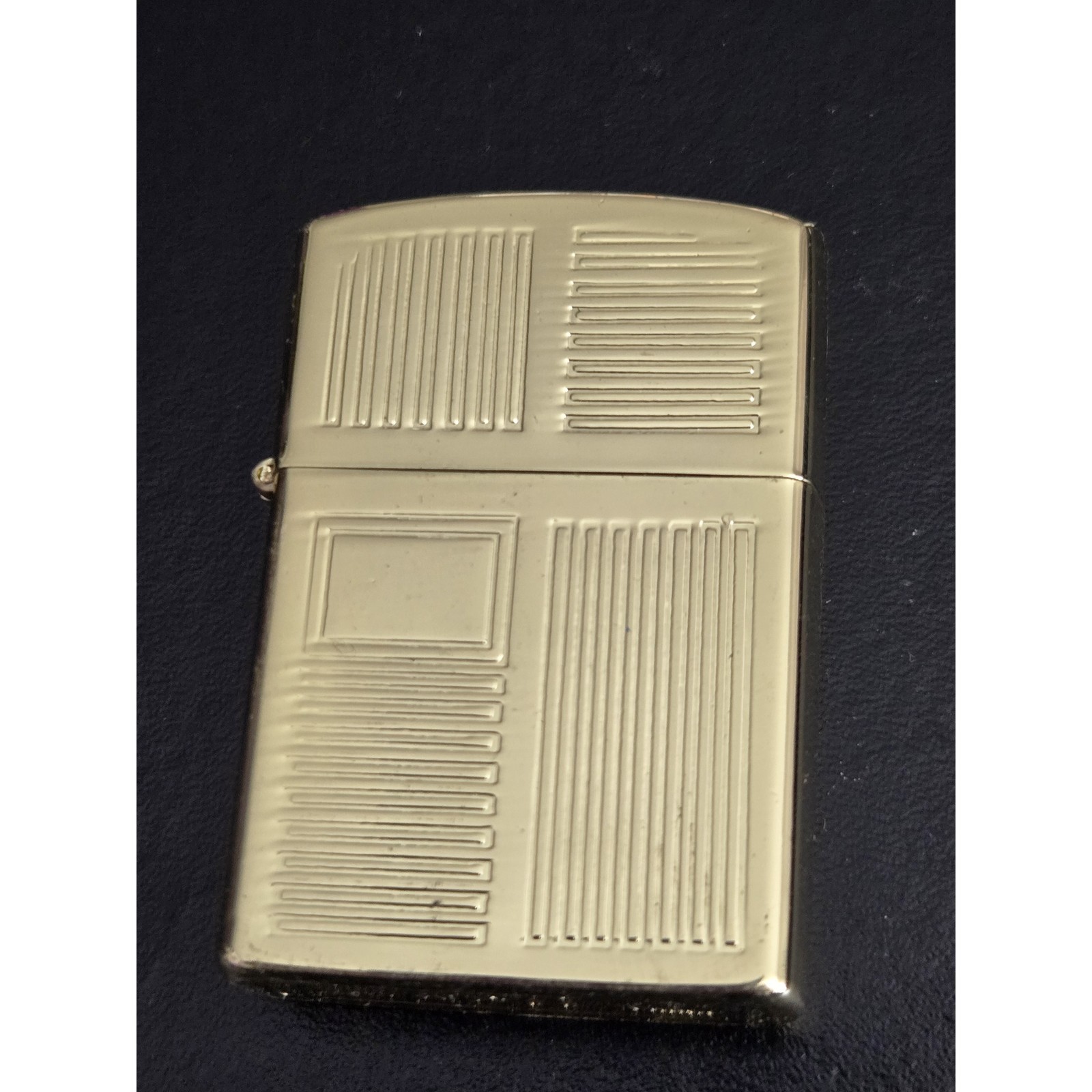 Vintage Pre-owned Zippo High Polish Brass Cigarette Lighter UNTESTED Vintage Pre-owned Zippo High Polish Brass Cigarette Lighter UNTESTED