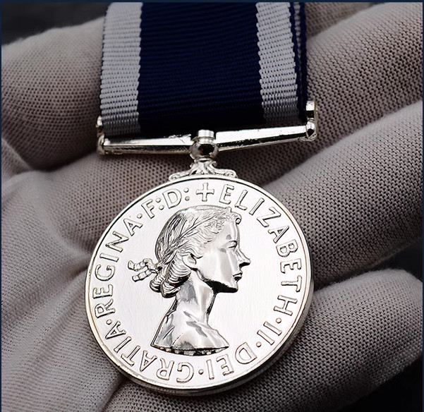 Queen Elizabeth II of UK Long Service Medal of the British Imperial Navy Queen Elizabeth II of UK Long Service Medal of the British Imperial Navy