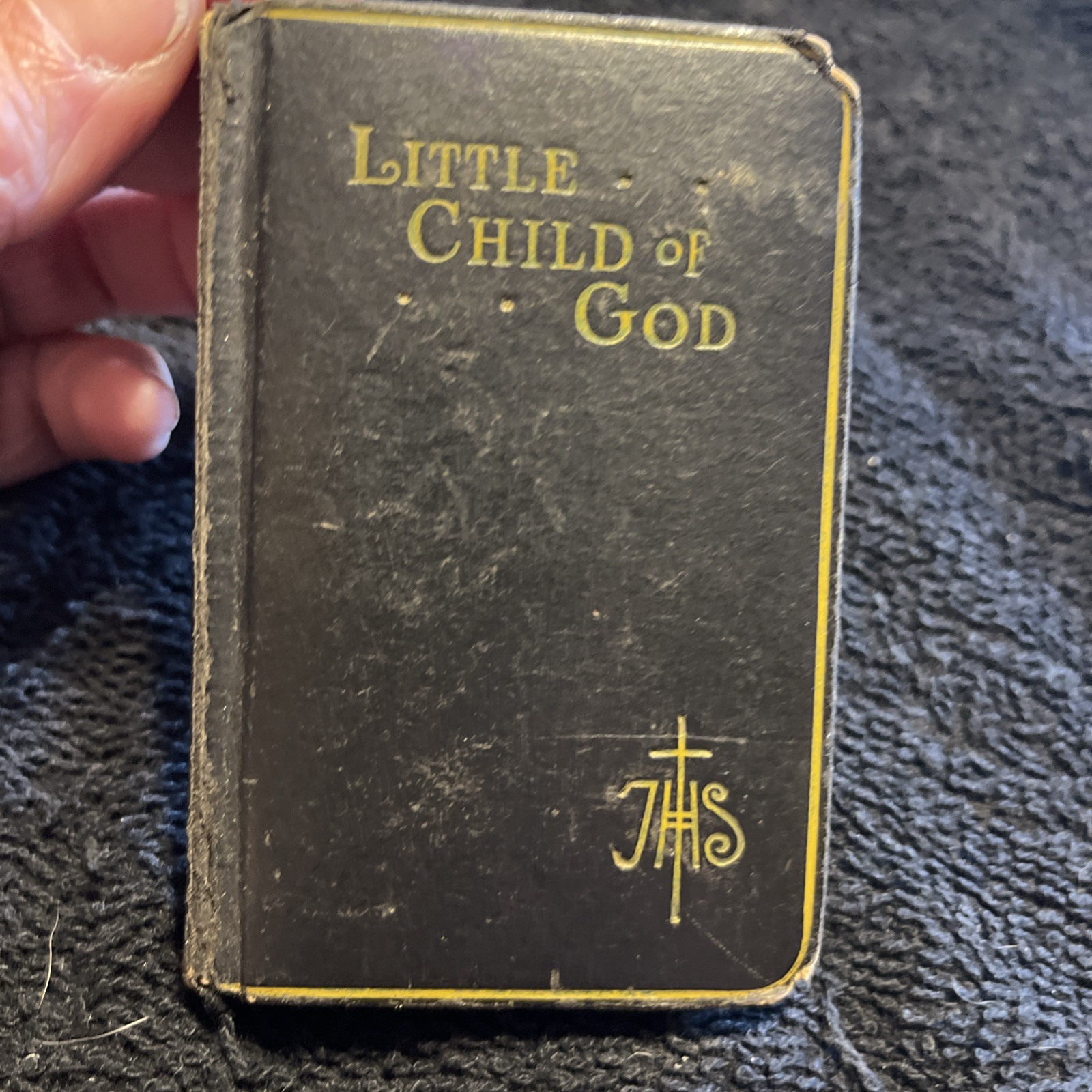 Vintage 1942 Little Child Of God Catholic Prayer Book w/ Crucifix Wm. J Hirten
