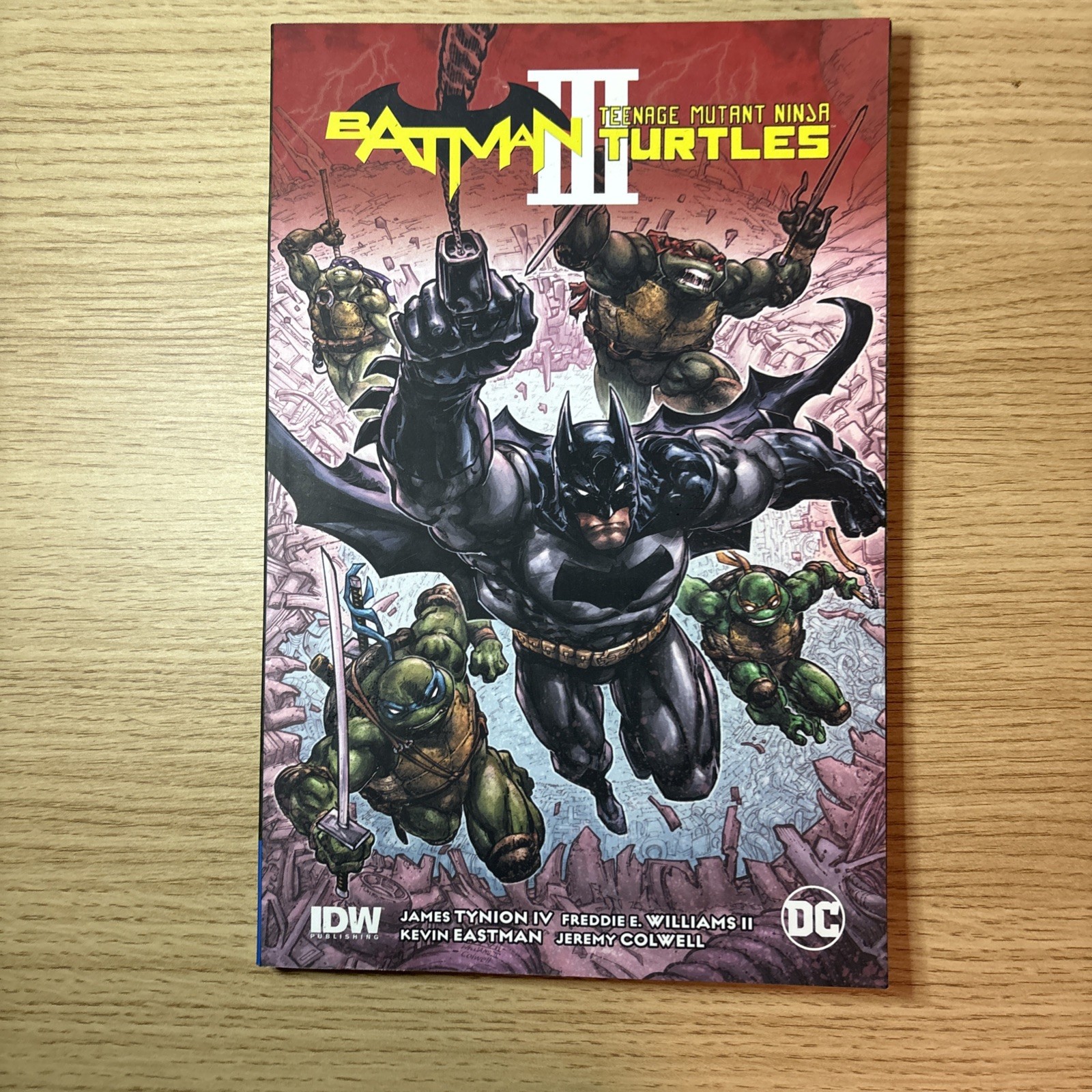 BATMAN/TMNT III 3 James Tynion IV, Freddie Williams, DC Comics BATMAN/TMNT III 3 James Tynion IV, Freddie Williams, DC Comics