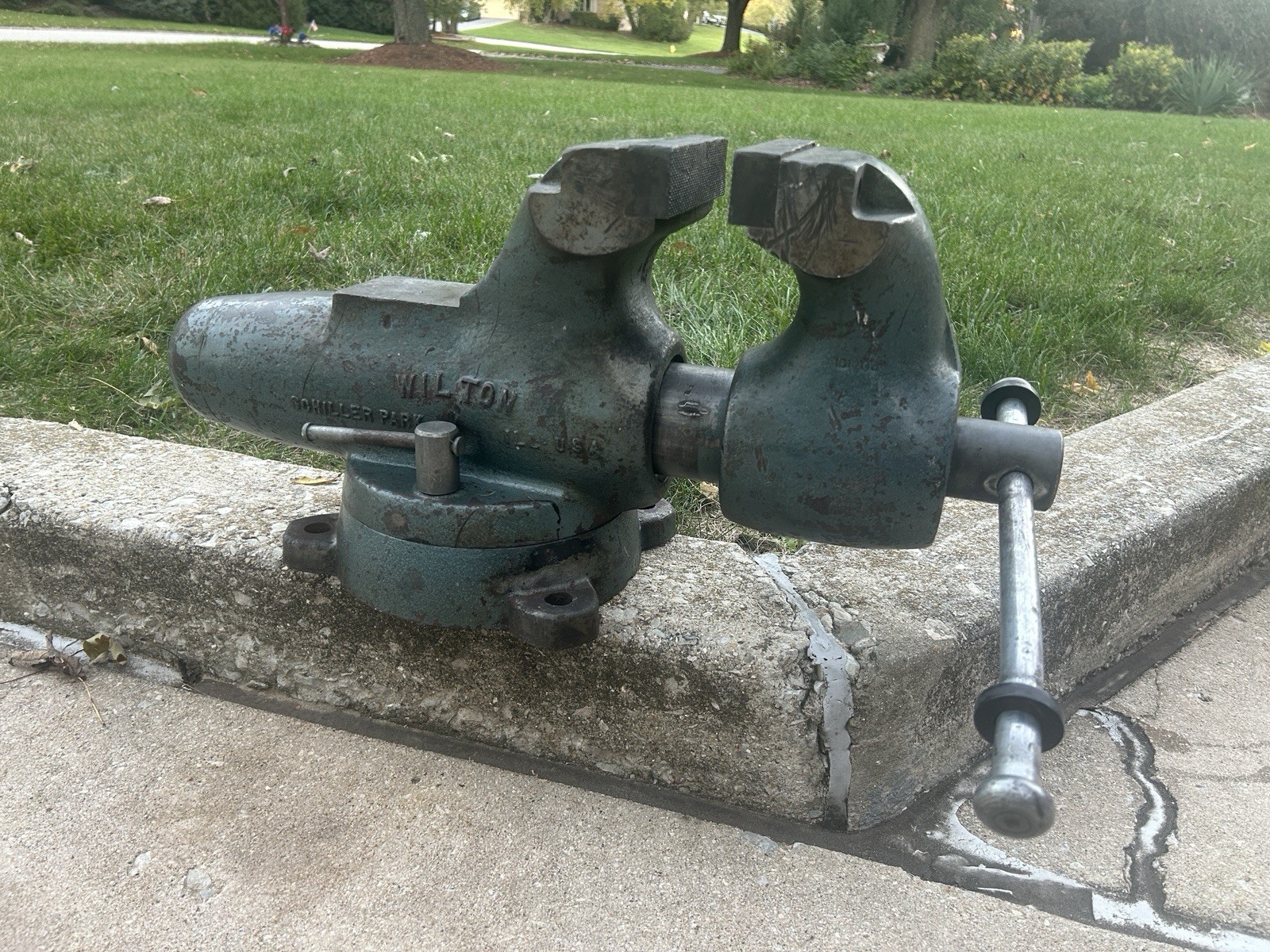 Vintage Wilton 600 Bullet Bench Vise – 6” Jaws – Made in USA