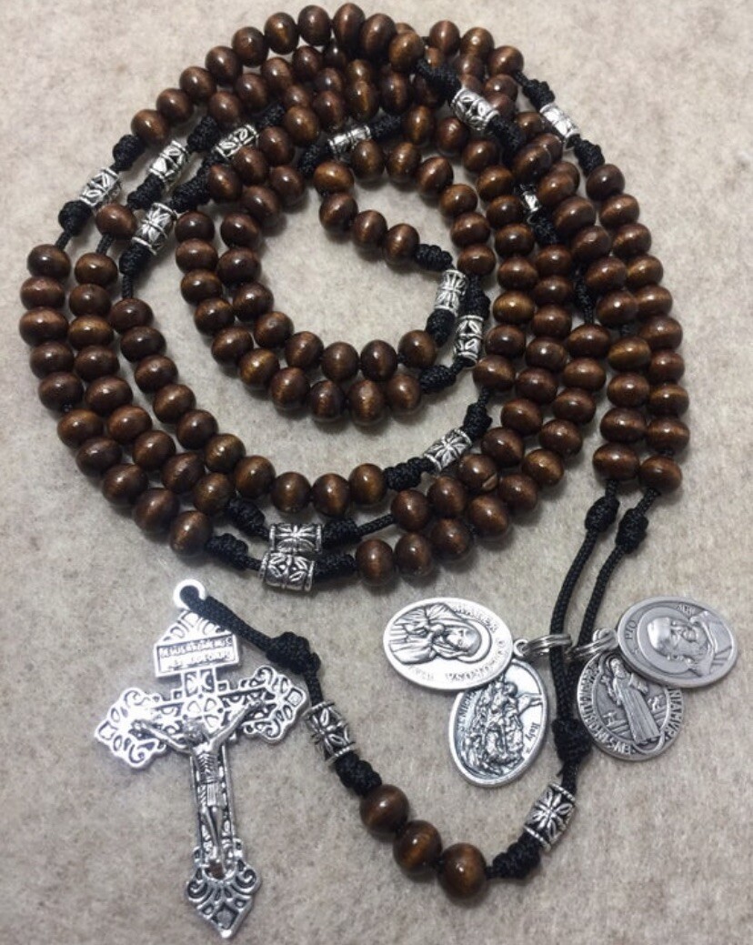 20 Decade Catholic Rosary- Wooden beads Rosary -4 Saint Medals - Handmade