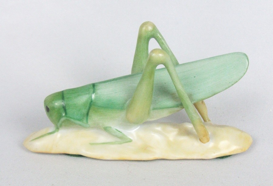 Vintage Herend Hungary Hand Painted Miniature Grasshopper 3