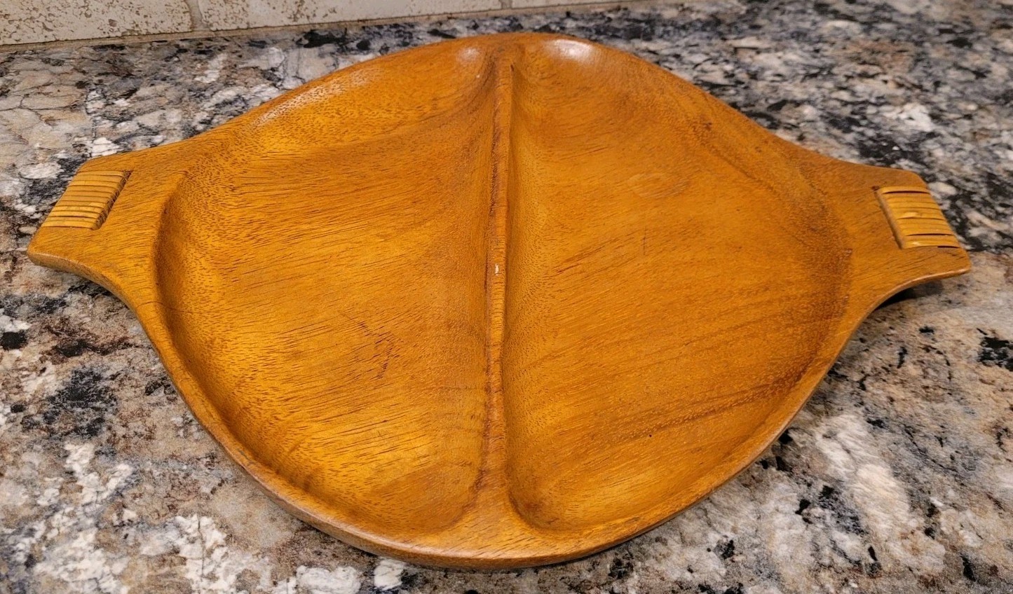 Vintage Arthur Umanoff Designed Tavernau Divided Wood Platter By Raymor, Haiti Vintage Arthur Umanoff Designed Tavernau Divided Wood Platter By Raymor, Haiti