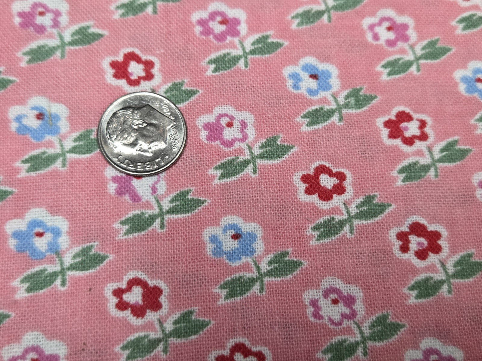 BEST Vintage Feedsack Flour Sack Fabric 40s Dainty Flowers on PINK Remnant Quilt BEST Vintage Feedsack Flour Sack Fabric 40s Dainty Flowers on PINK Remnant Quilt