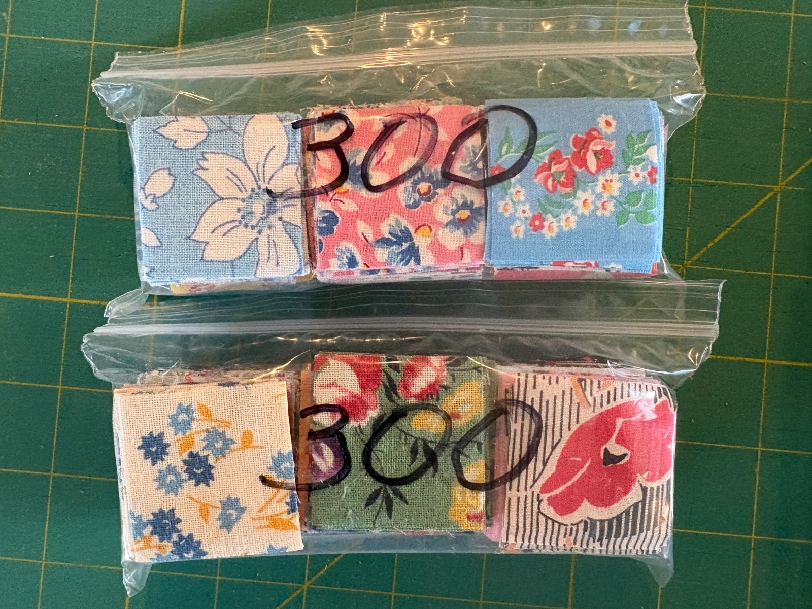 Lot of 600 Vintage c1930s Precut Postage Stamp (1.5 Lot of 600 Vintage c1930s Precut Postage Stamp (1.5