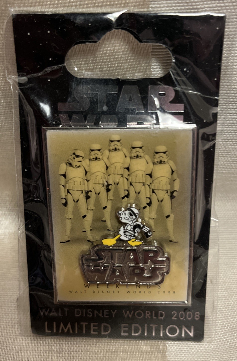 Stormtroopers & Donald Duck 2008 Pin STAR WARS Weekends Disney NEW Stormtroopers & Donald Duck 2008 Pin STAR WARS Weekends Disney NEW