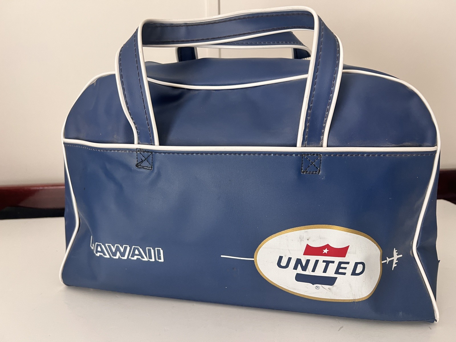 VINTAGE 60s UNITED AIRLINES HAWAII TRAVEL BAG