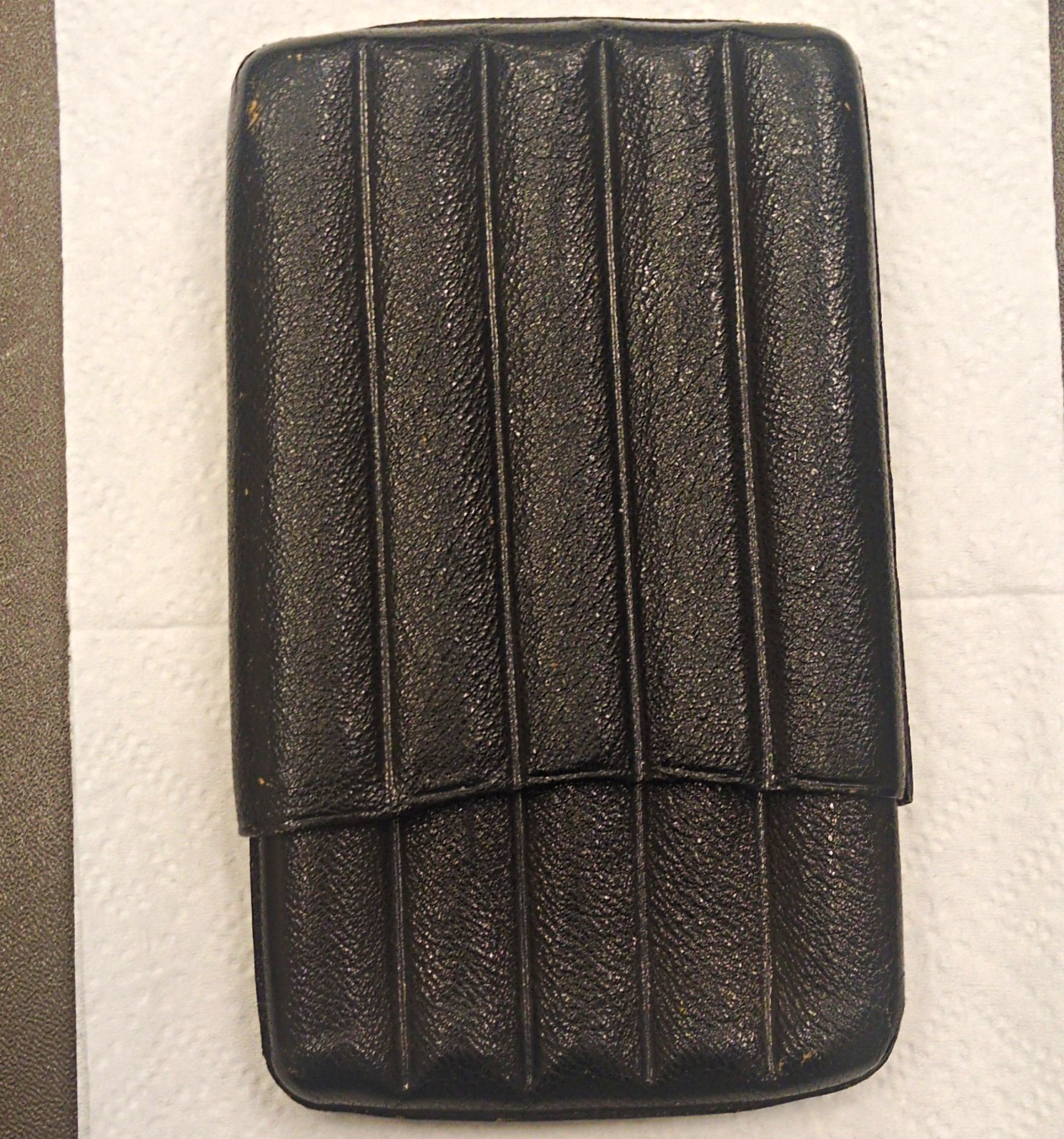 Vintage Genuine Morocco Plymouth Spain 5 Finger Cigar Holder