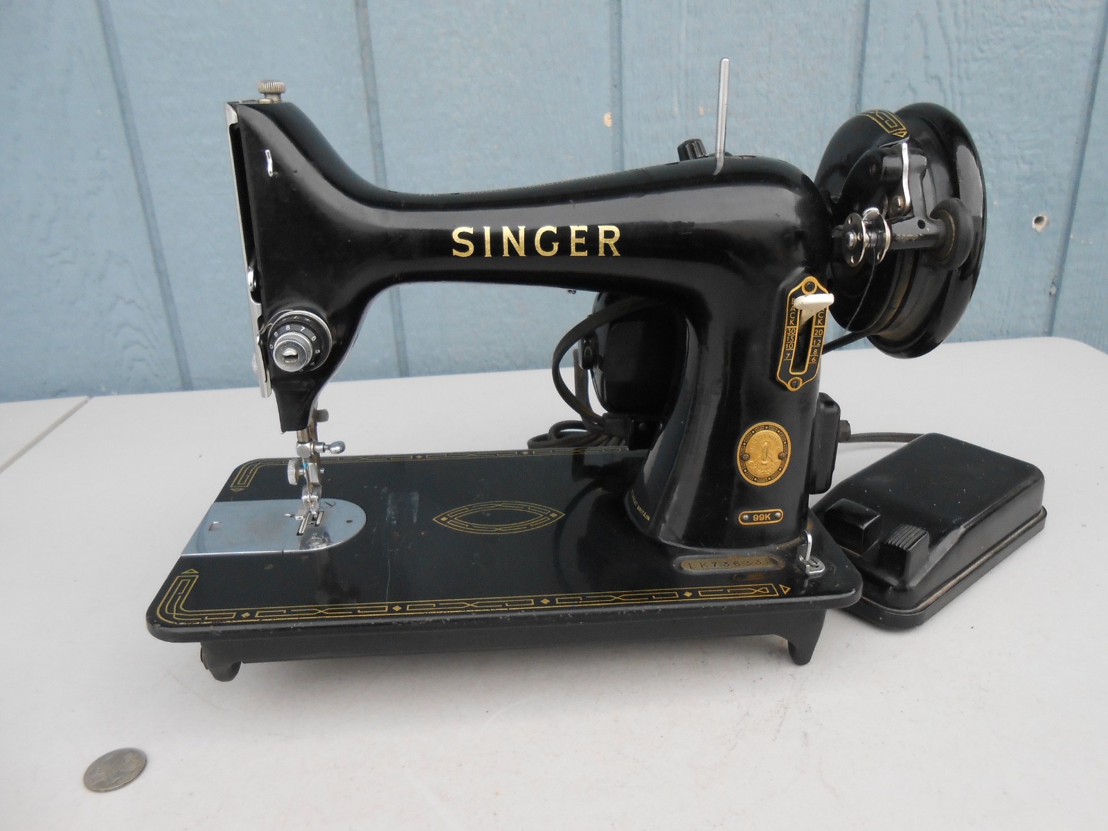 Vintage Singer 99K Stand Alone Sewing Machine Tested Working Vintage Singer 99K Stand Alone Sewing Machine Tested Working