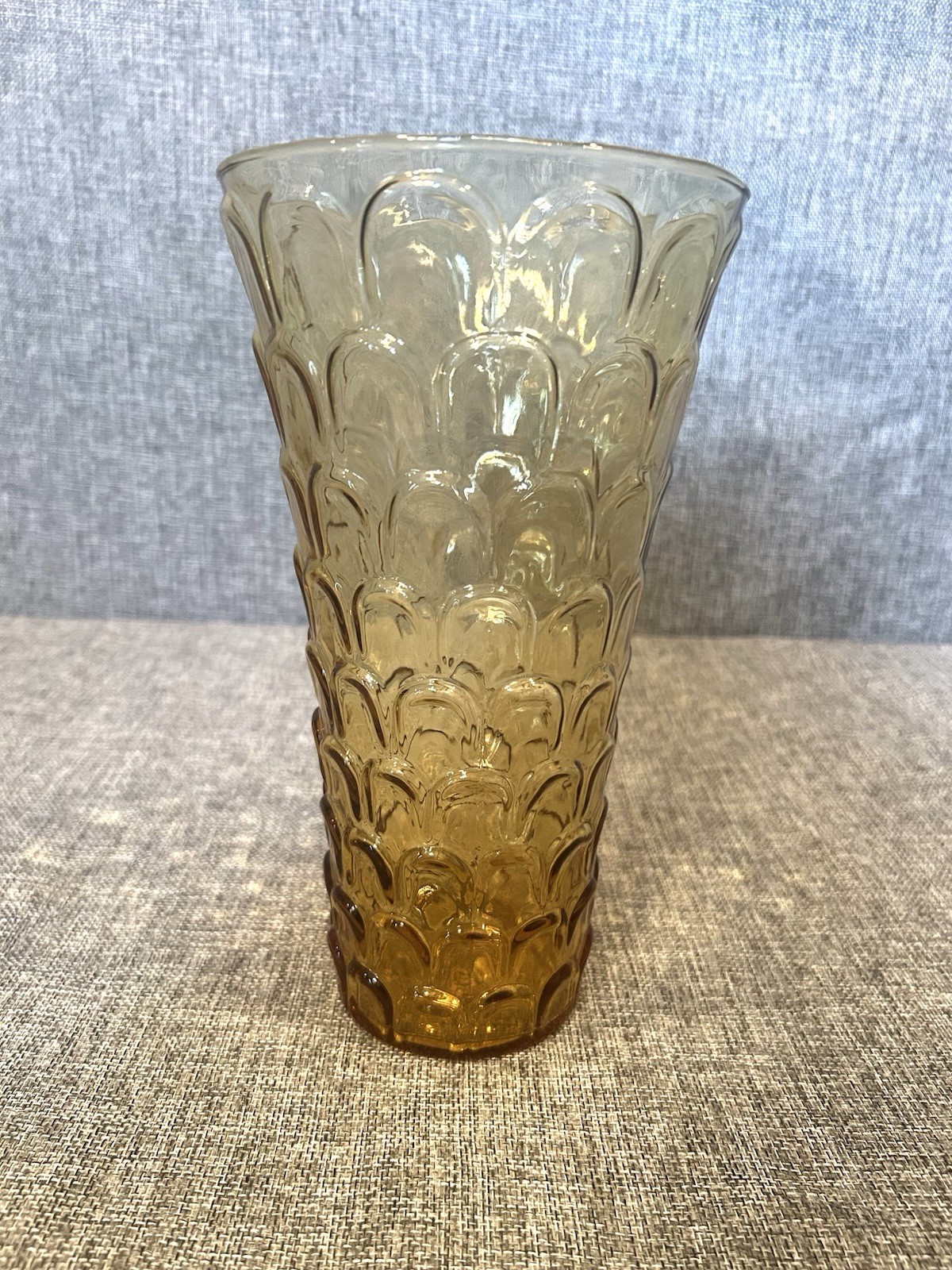 Vtg MCM Empoli Italian Art Amber Glass Vase Fish Scales 10” *Beautiful* - EUC