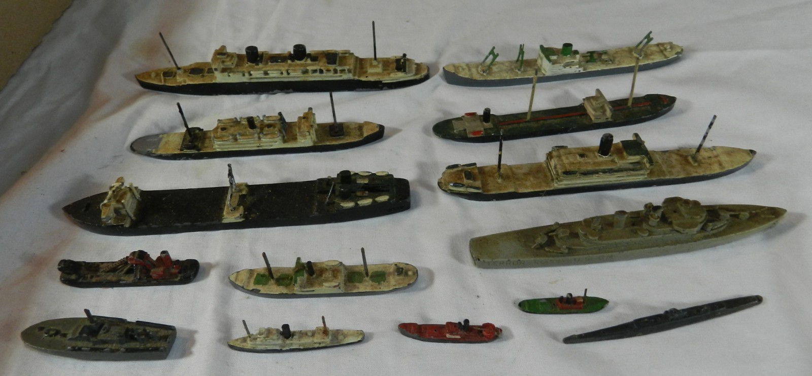 Lot of  15 Vintage Lead Ship Models with some being WWII Recognition Models